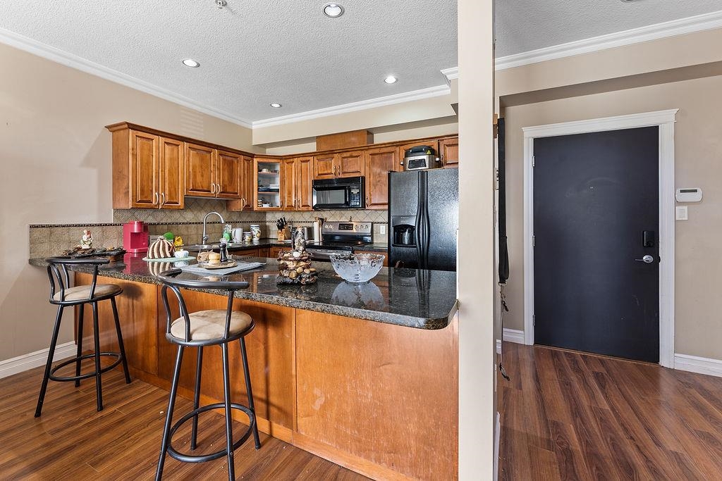 A116 33755 7TH AVENUE Unit: A116