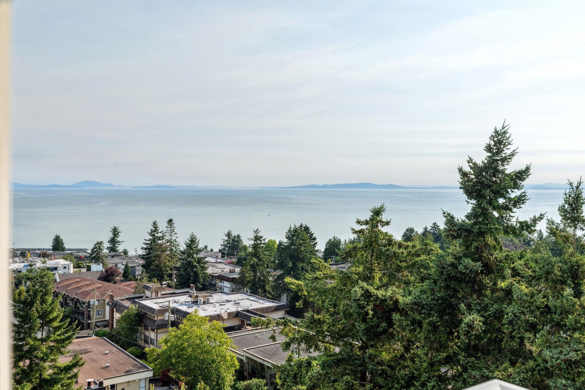 901 15165 THRIFT AVENUE Unit: 901