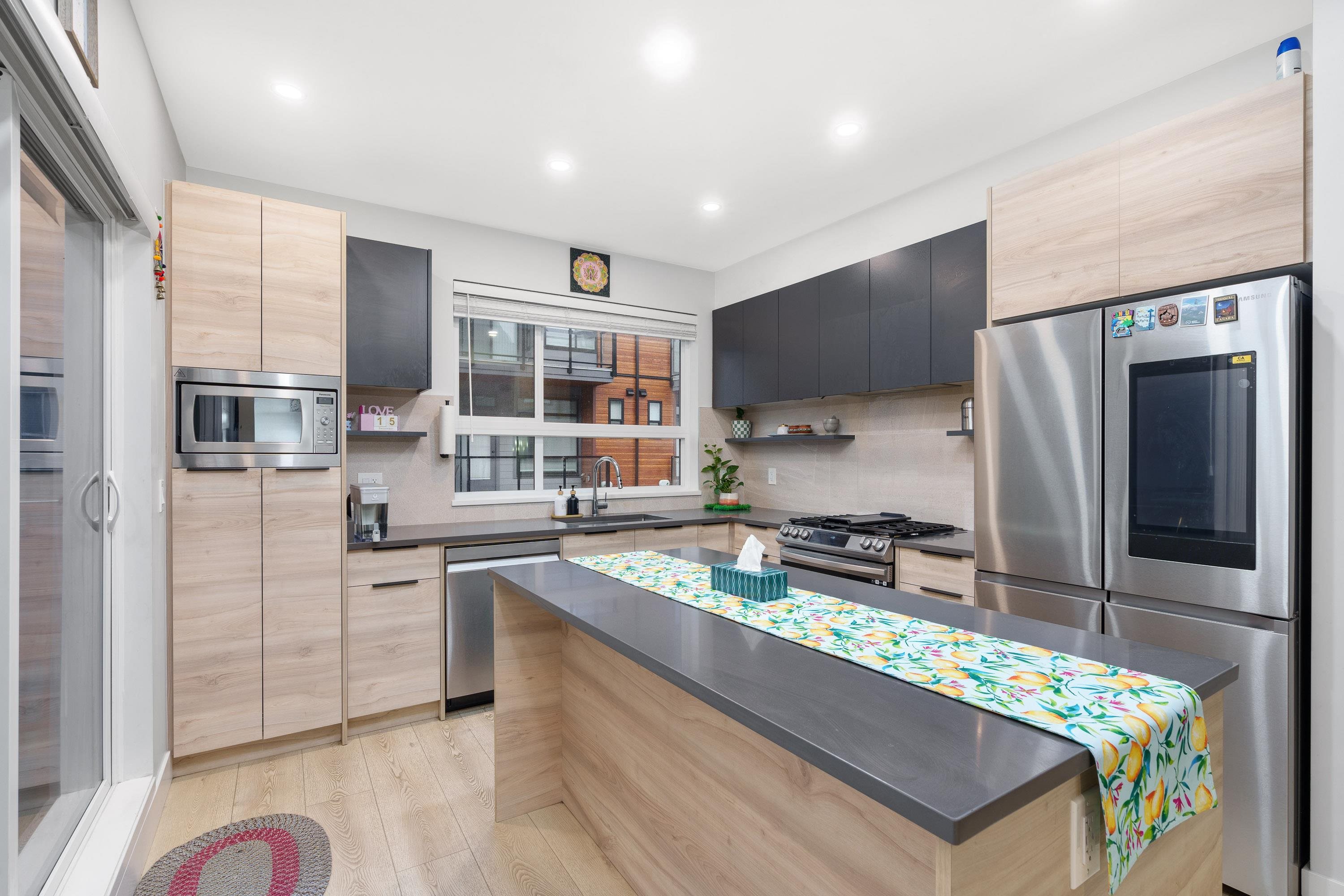 128 30530 CARDINAL AVENUE Unit: 128