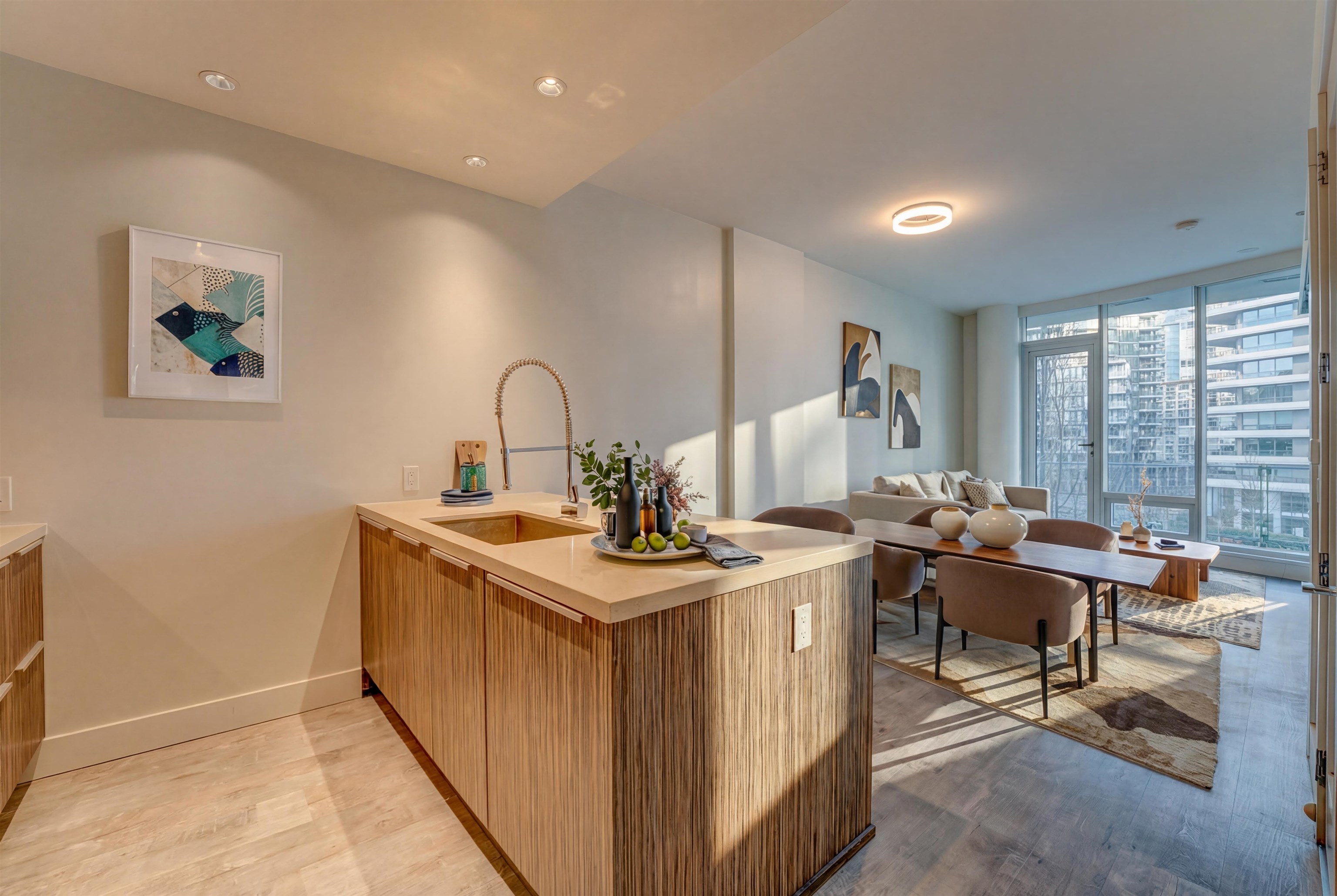 404 1633 ONTARIO STREET Unit: 404