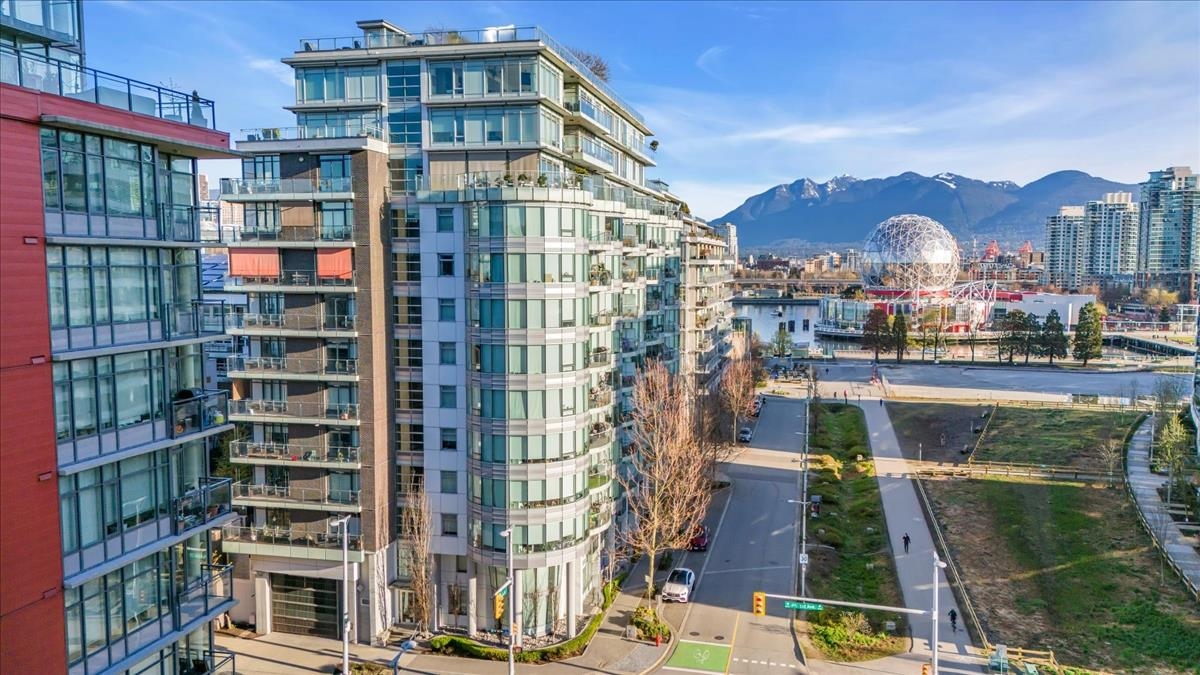 404 1633 ONTARIO STREET Unit: 404