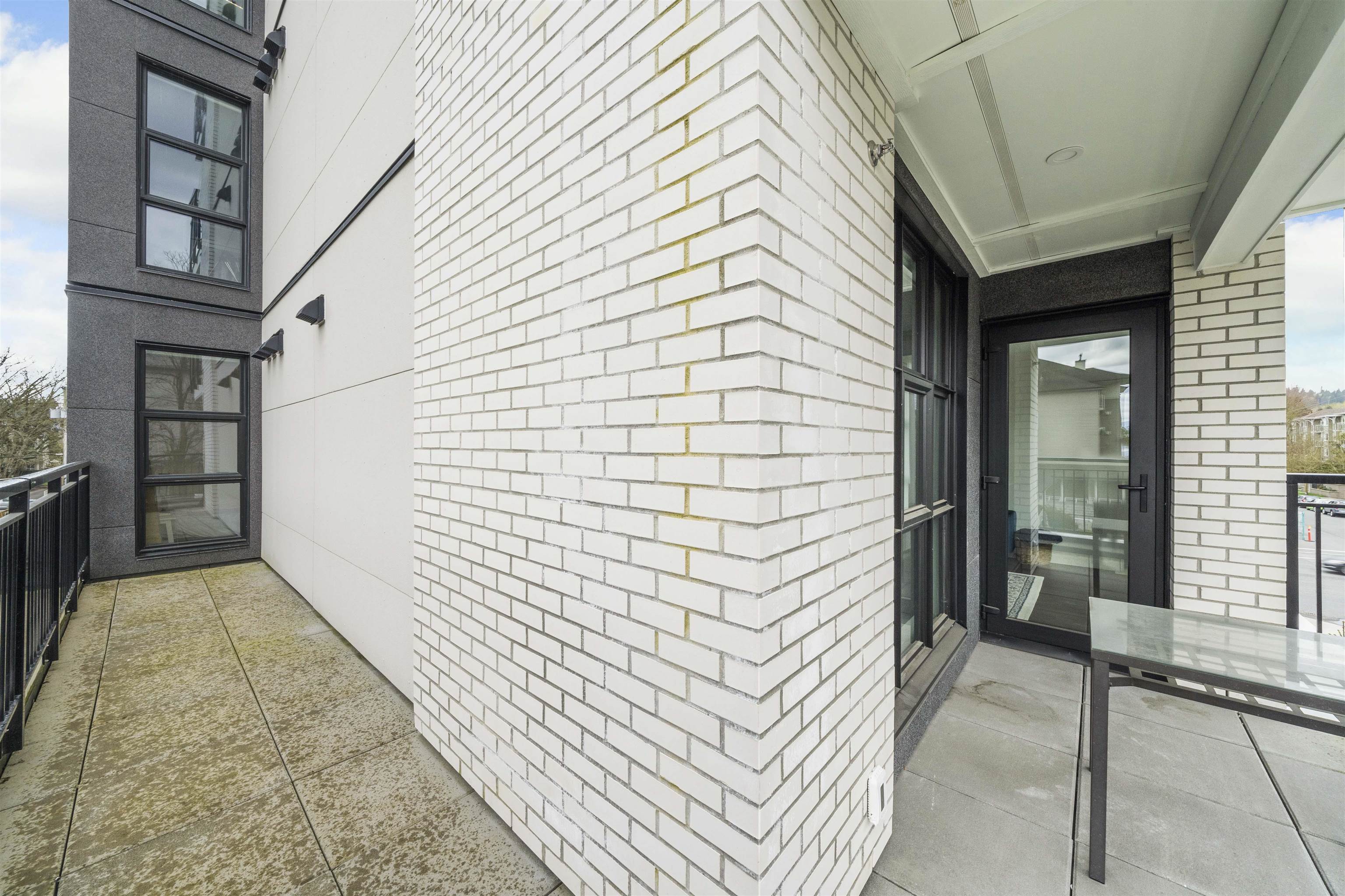 201 2446 SHAUGHNESSY STREET Unit: 201