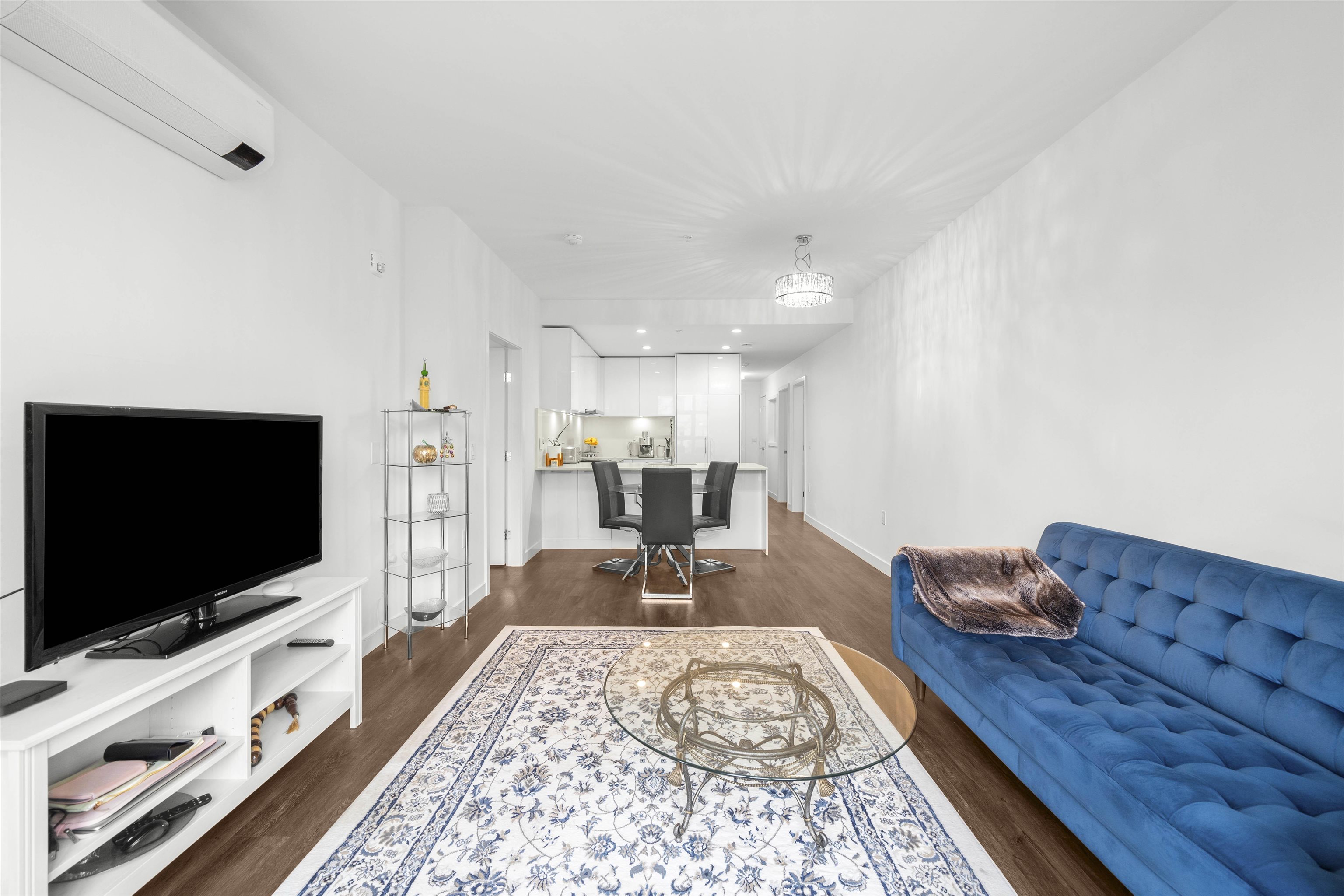 201 2446 SHAUGHNESSY STREET Unit: 201