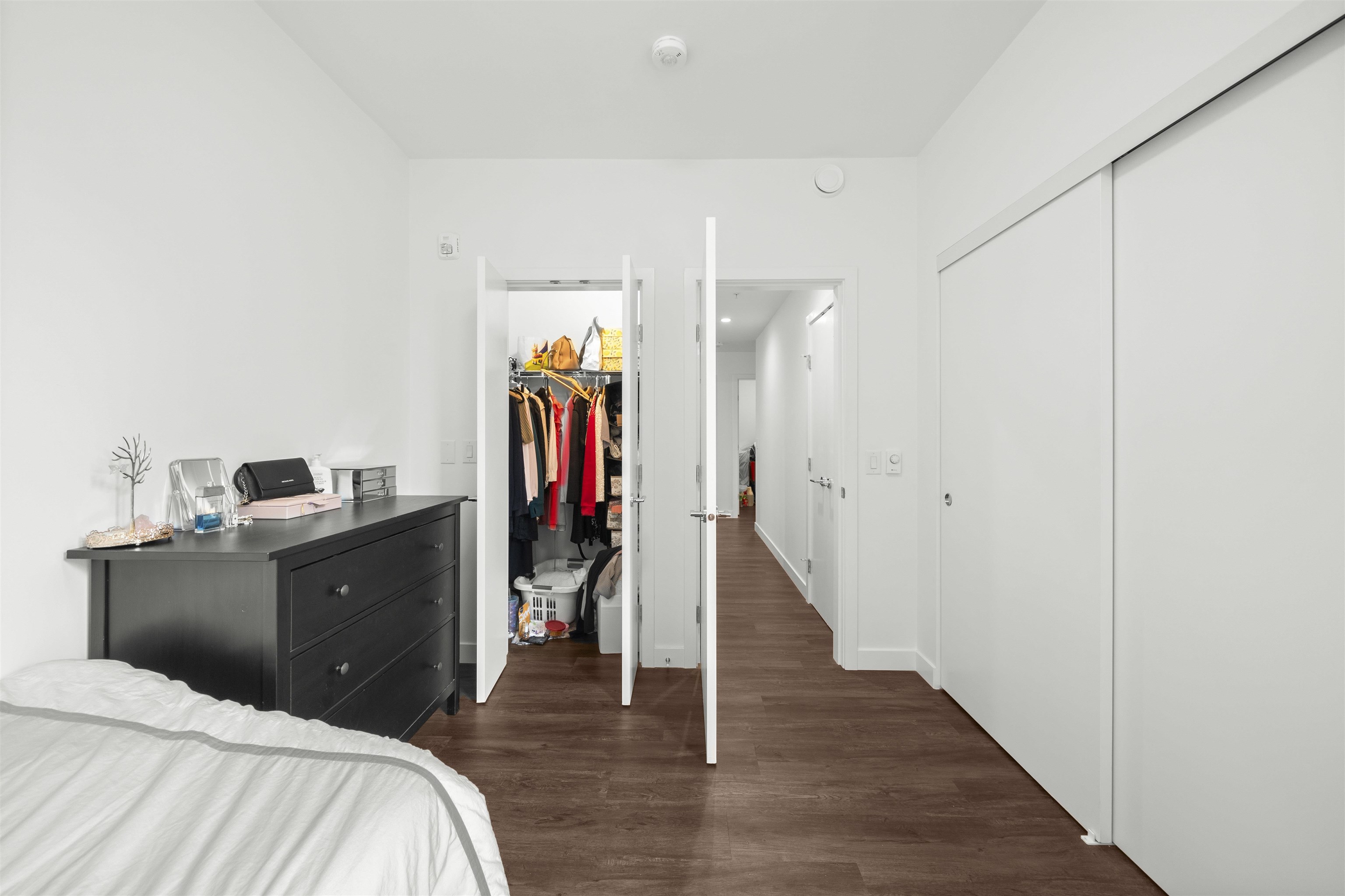 201 2446 SHAUGHNESSY STREET Unit: 201