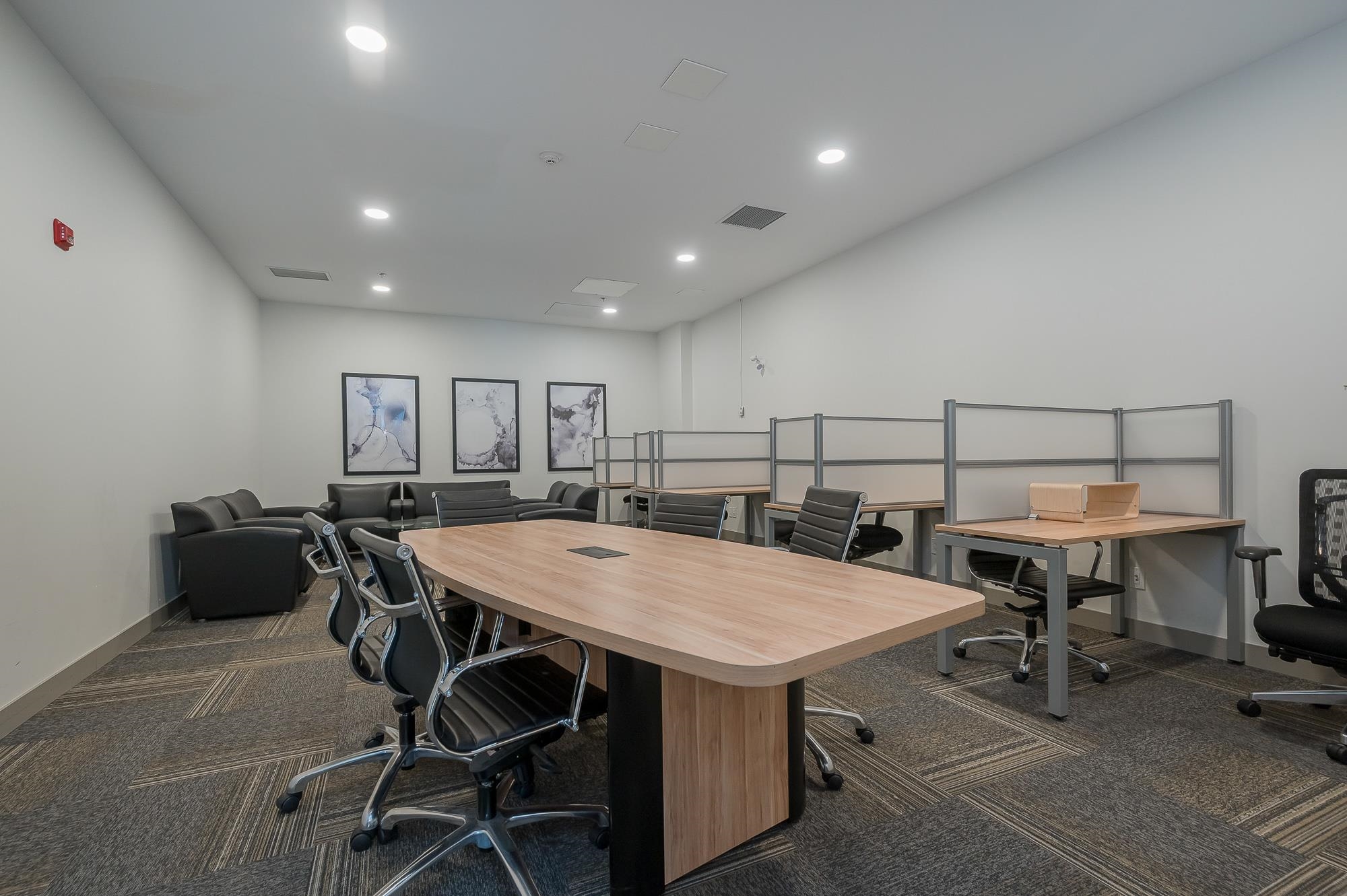 514 2493 MONTROSE AVENUE Unit: 514