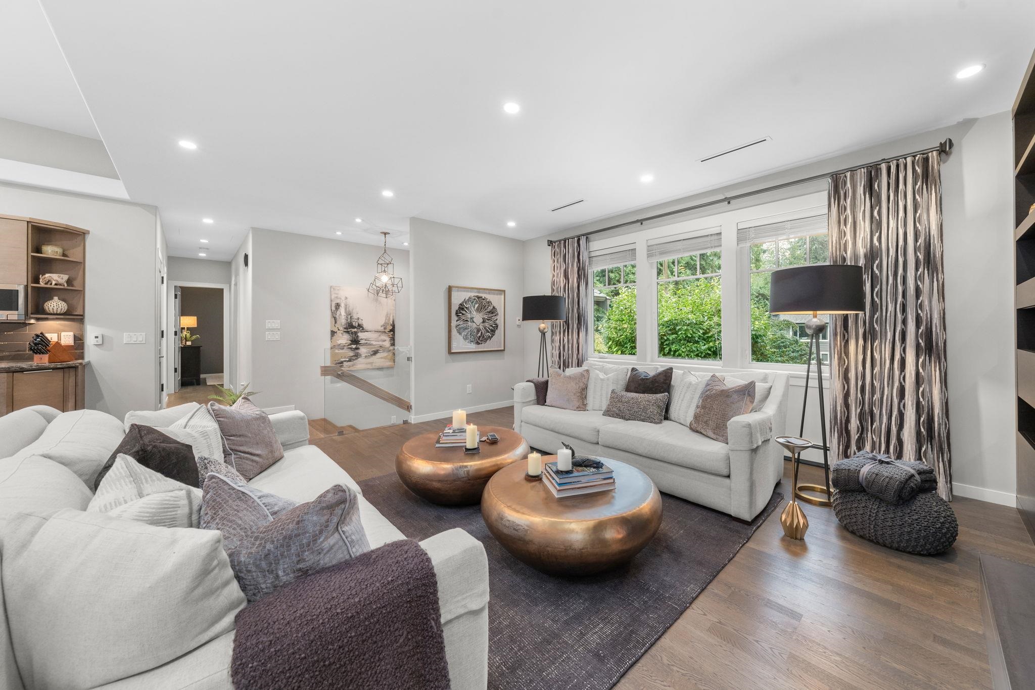 2140 PEMBERTON AVENUE