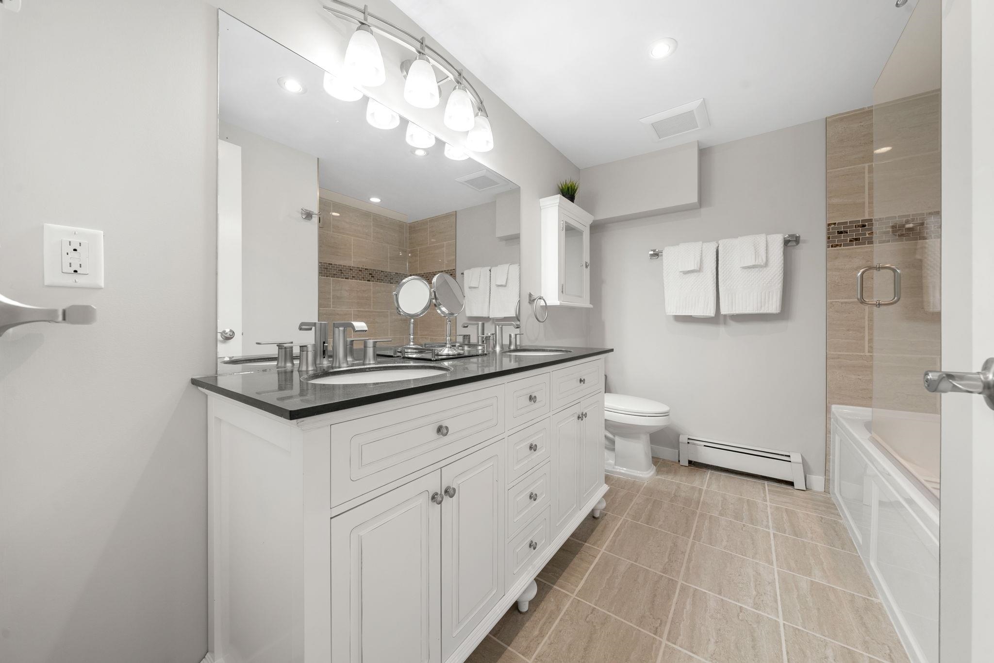 2140 PEMBERTON AVENUE