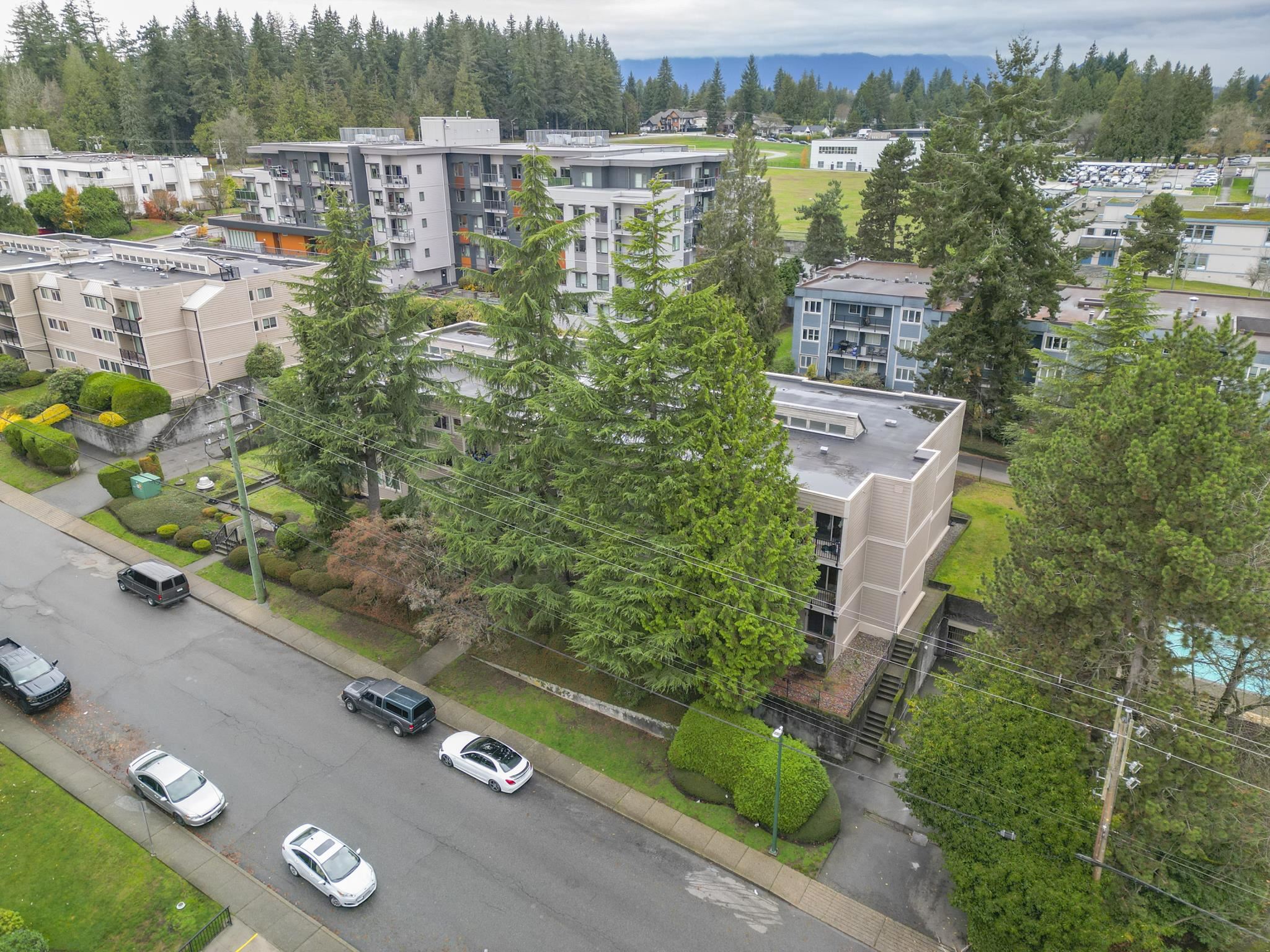 107 1121 HOWIE AVENUE Unit: 107