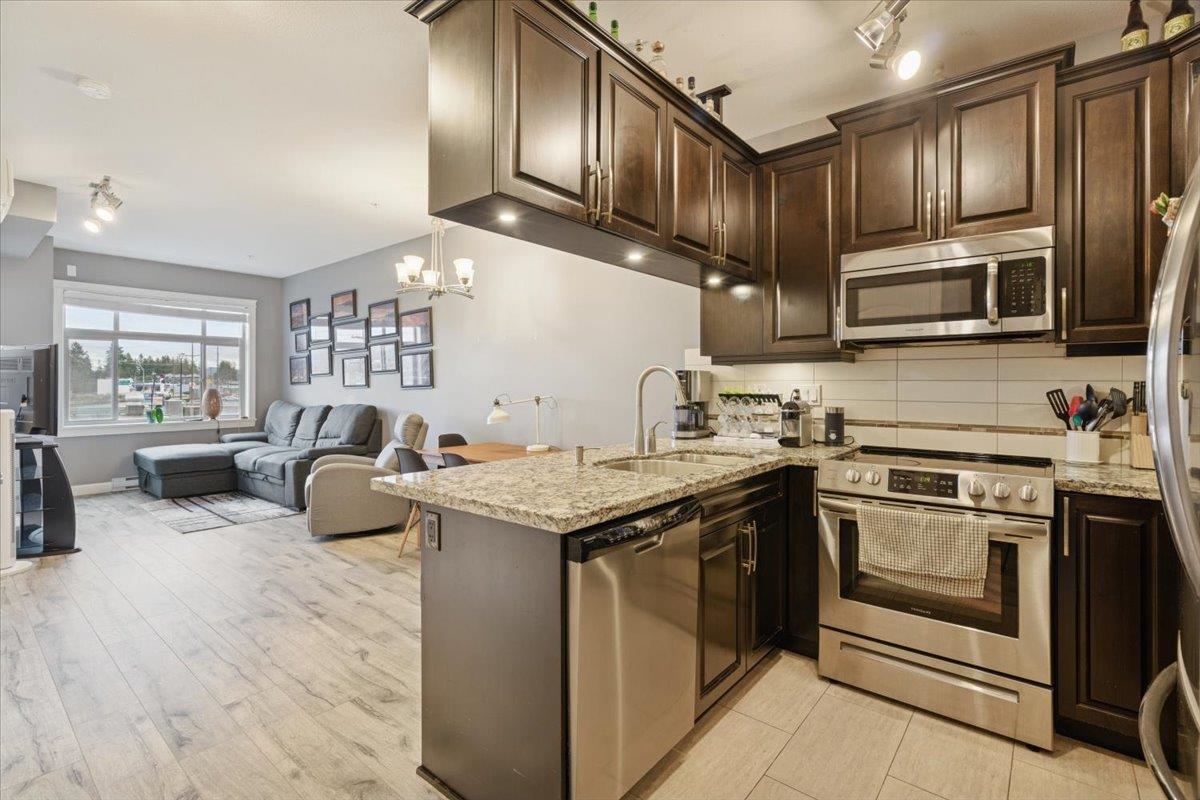 208 12566 190A STREET Unit: 208