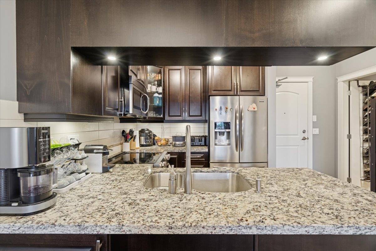 208 12566 190A STREET Unit: 208