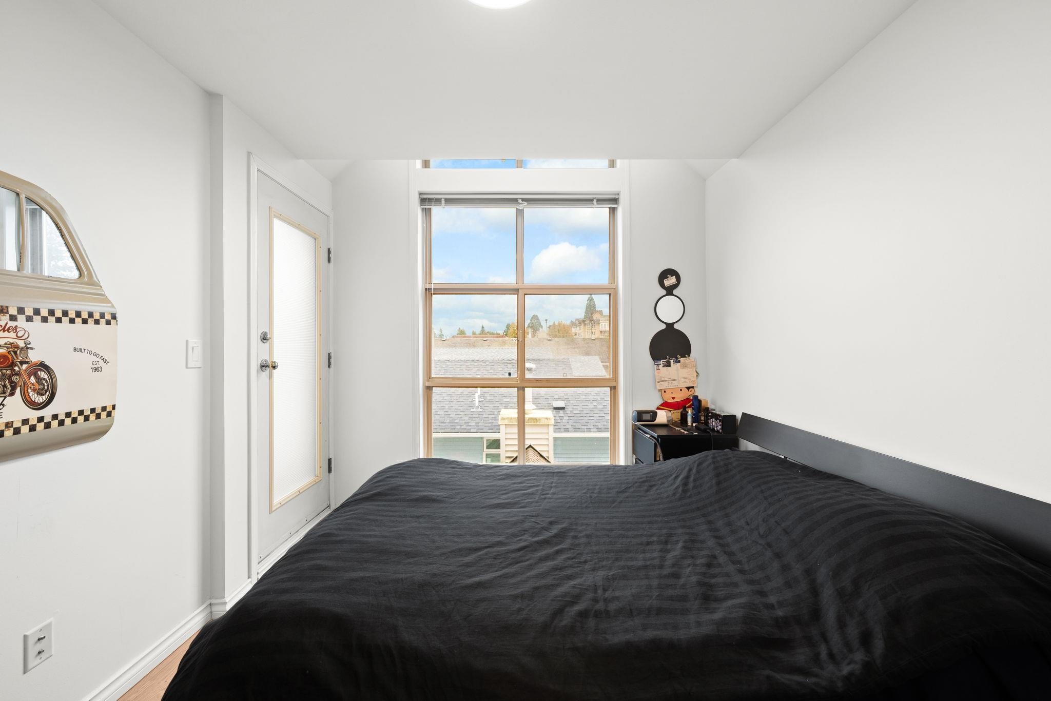 25 2378 RINDALL AVENUE Unit: 25