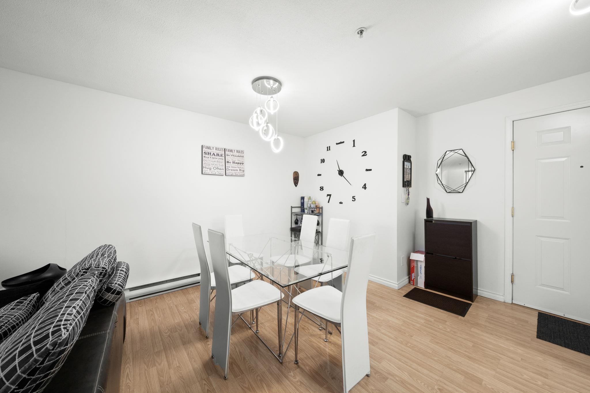 25 2378 RINDALL AVENUE Unit: 25