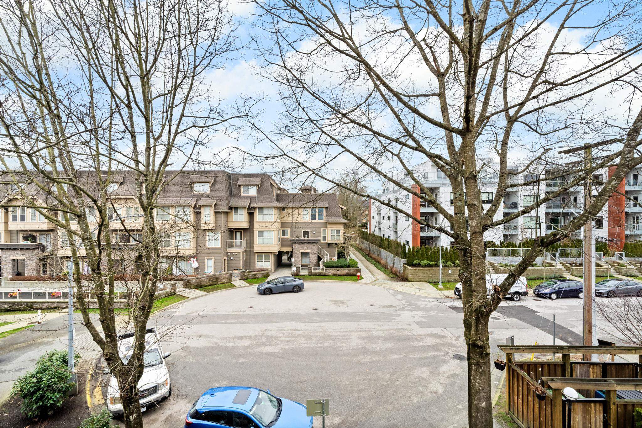 25 2378 RINDALL AVENUE Unit: 25