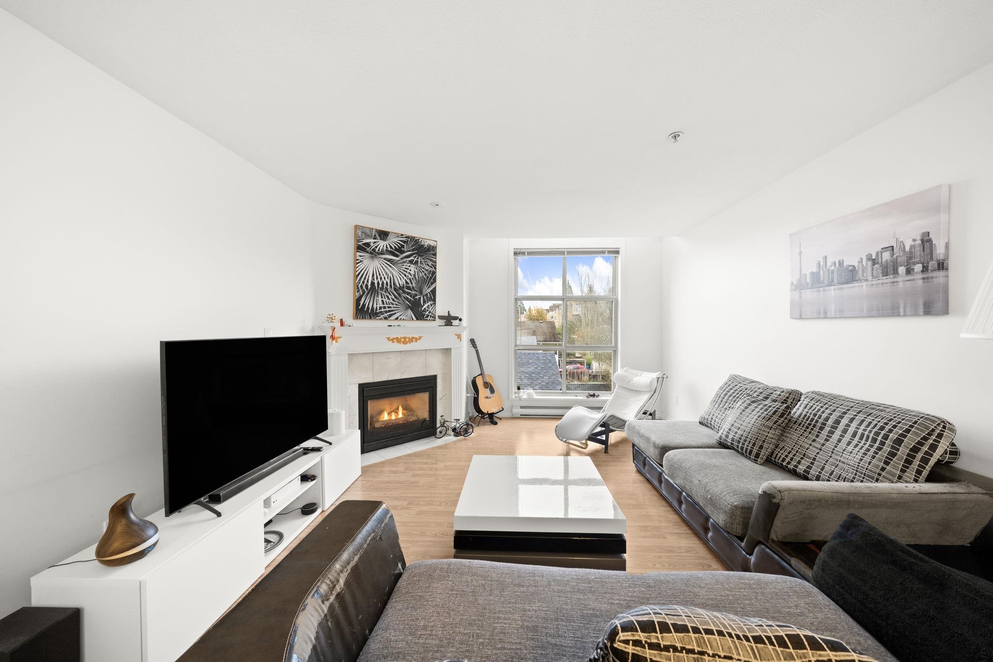 25 2378 RINDALL AVENUE Unit: 25