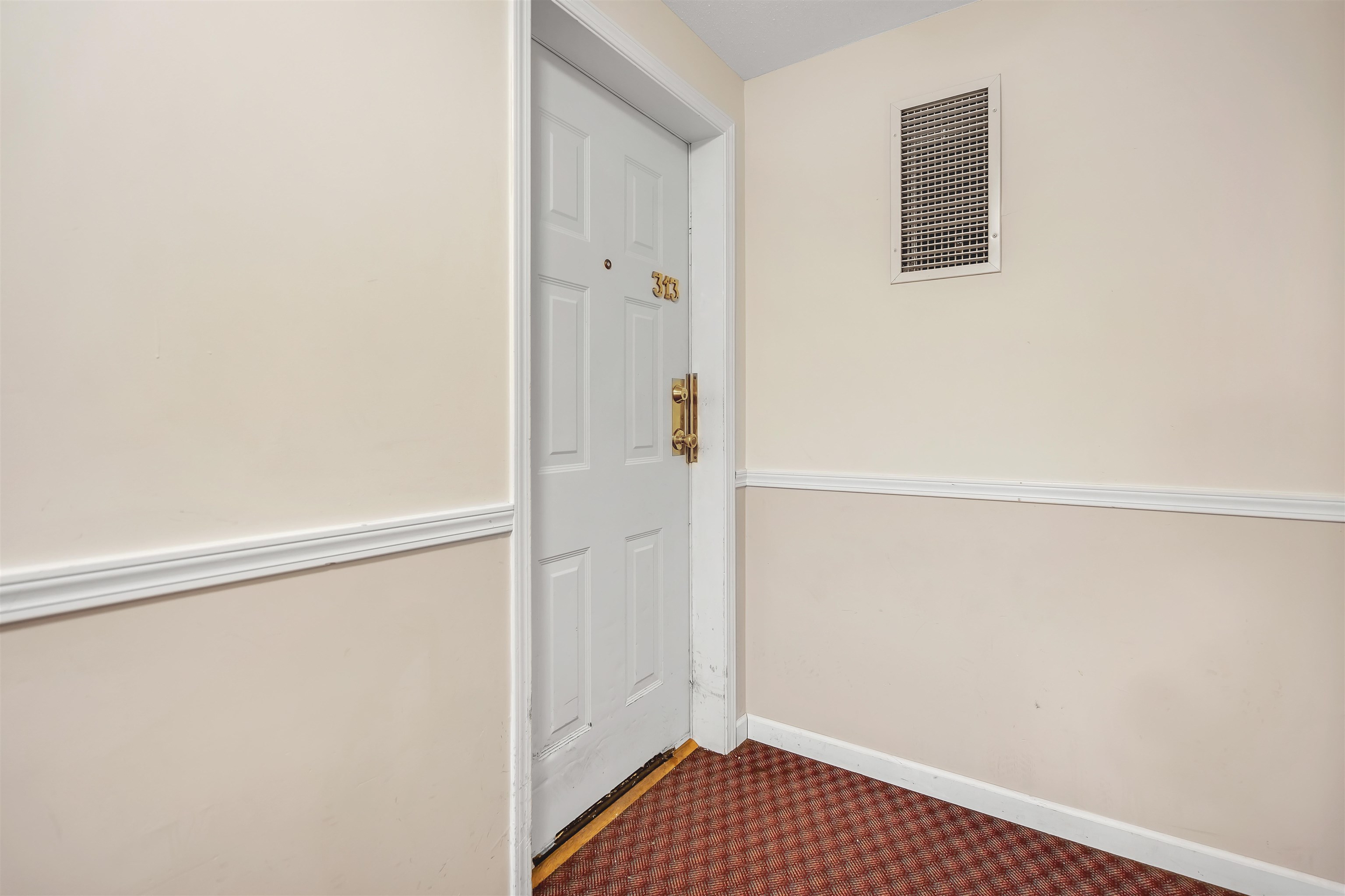 313 13780 76 AVENUE Unit: 313