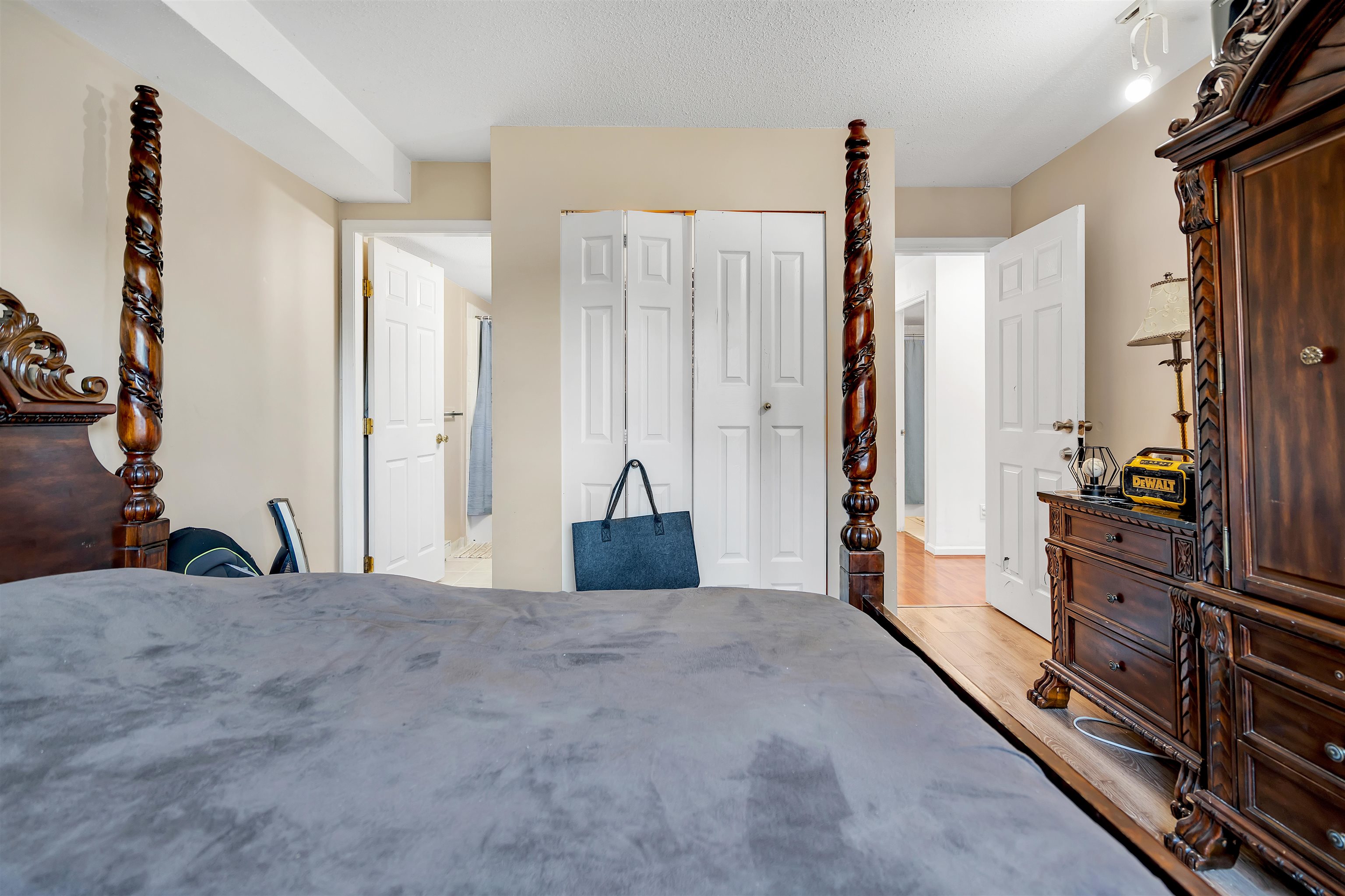 313 13780 76 AVENUE Unit: 313