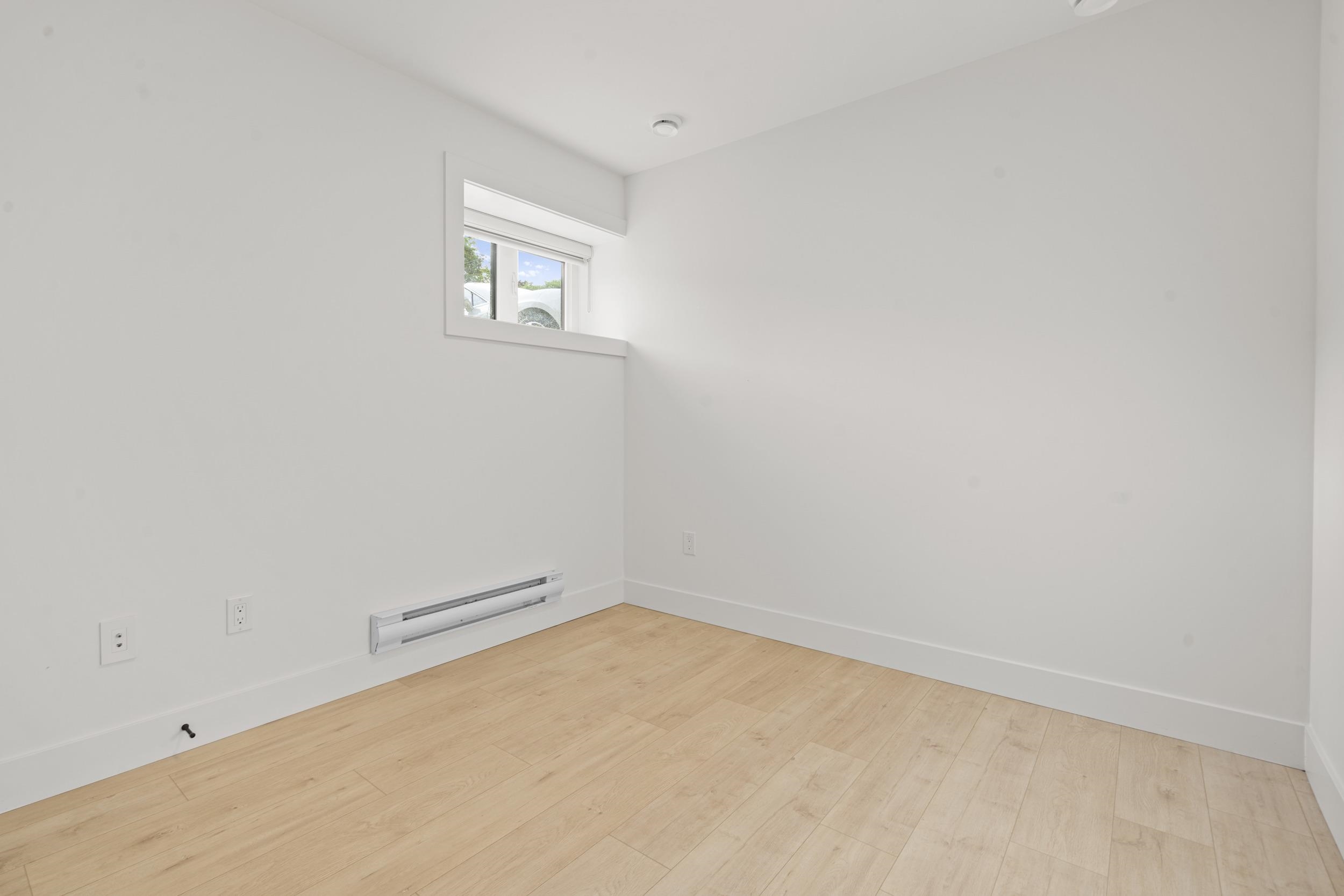 5528 BALACLAVA STREET