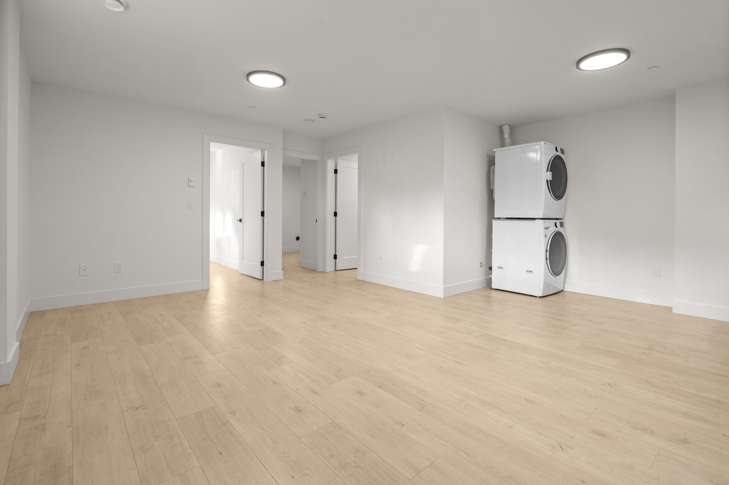 5528 BALACLAVA STREET