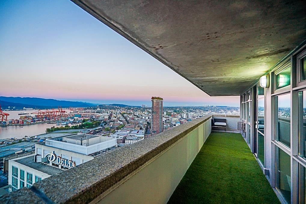 3004 438 SEYMOUR STREET Unit: 3004