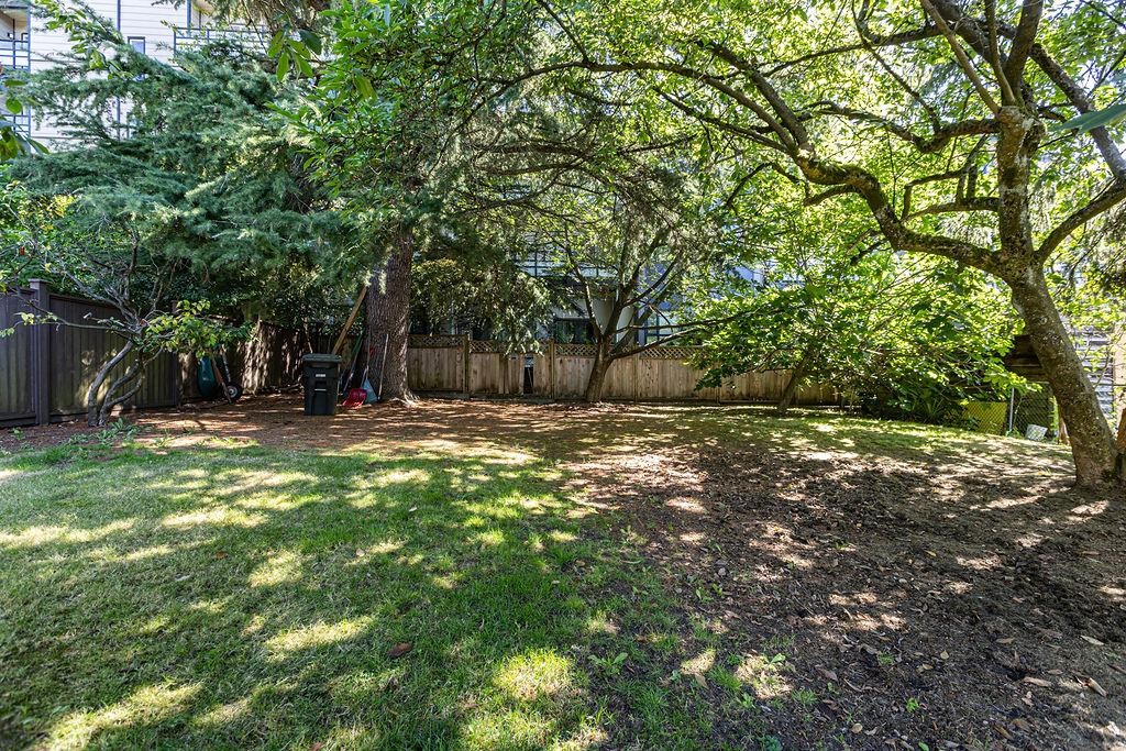 7758 MCGREGOR AVENUE