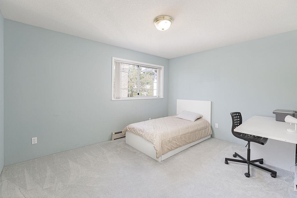 7758 MCGREGOR AVENUE