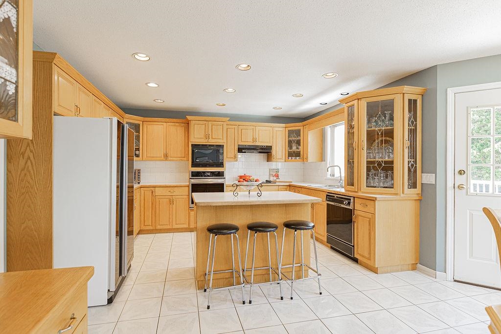 7758 MCGREGOR AVENUE