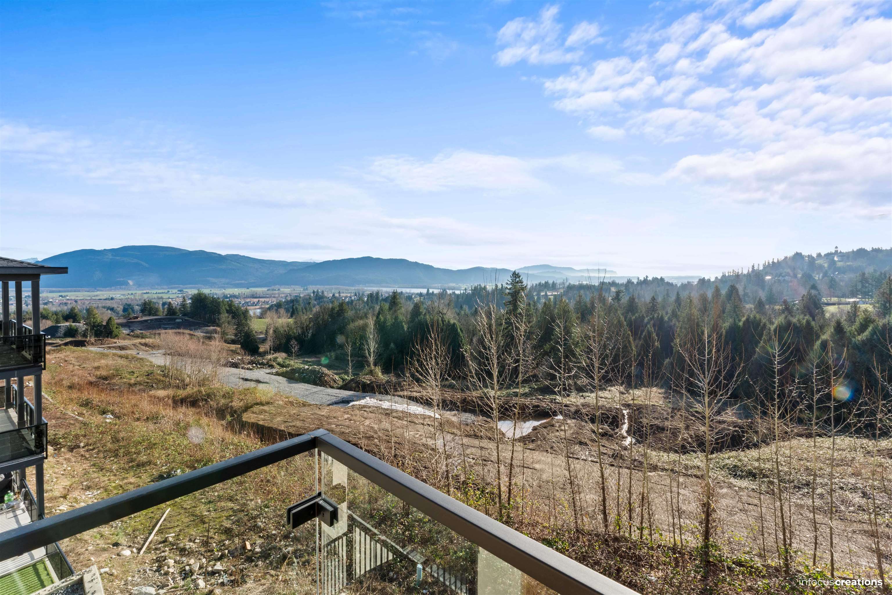 9181 HATZIC RIDGE DRIVE