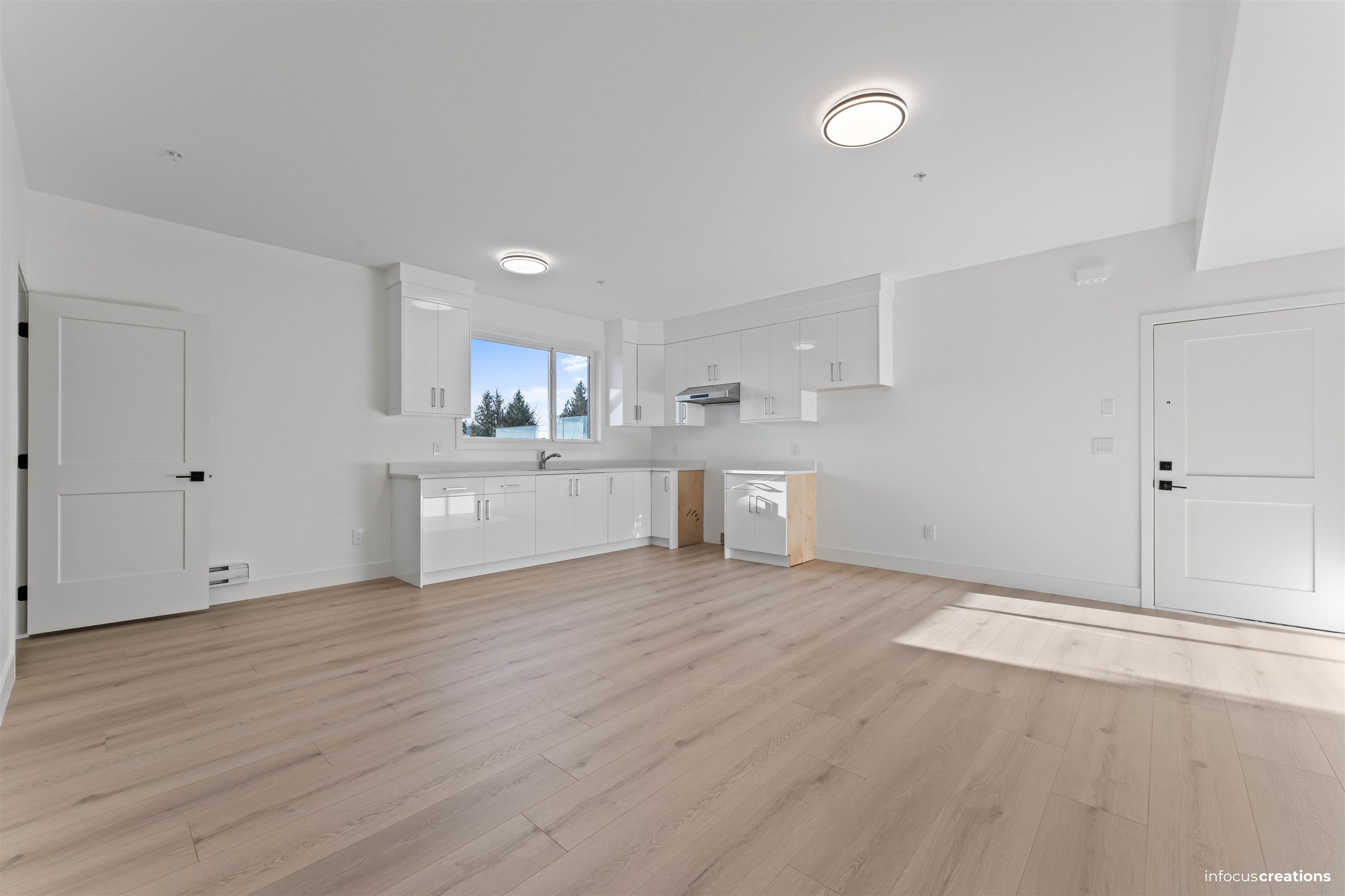 9181 HATZIC RIDGE DRIVE