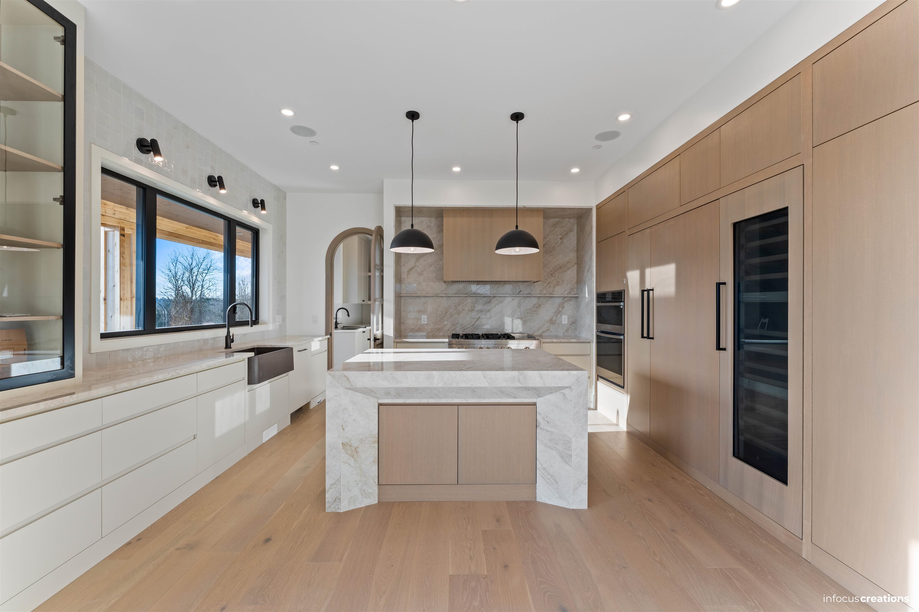 9181 HATZIC RIDGE DRIVE