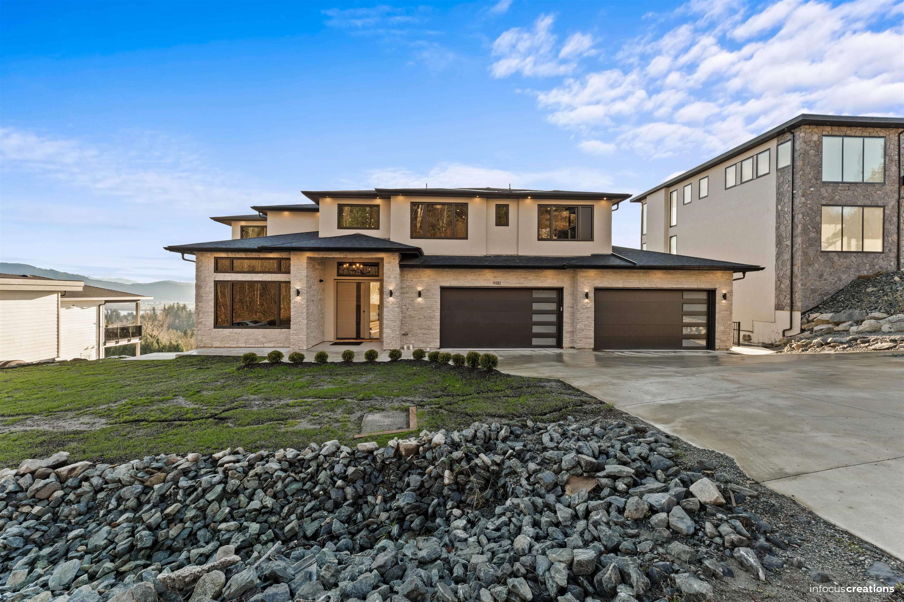 9181 HATZIC RIDGE DRIVE