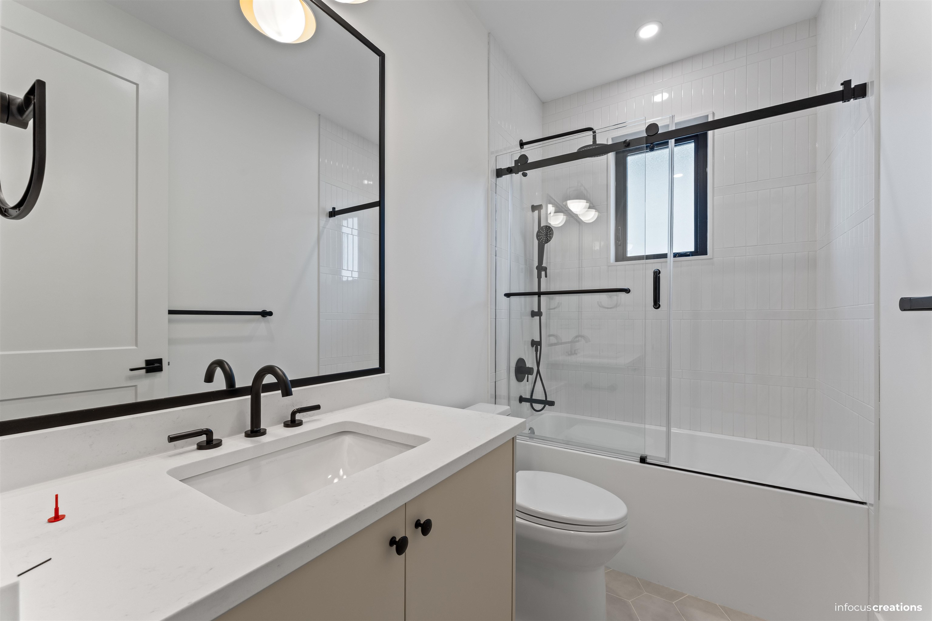 9181 HATZIC RIDGE DRIVE