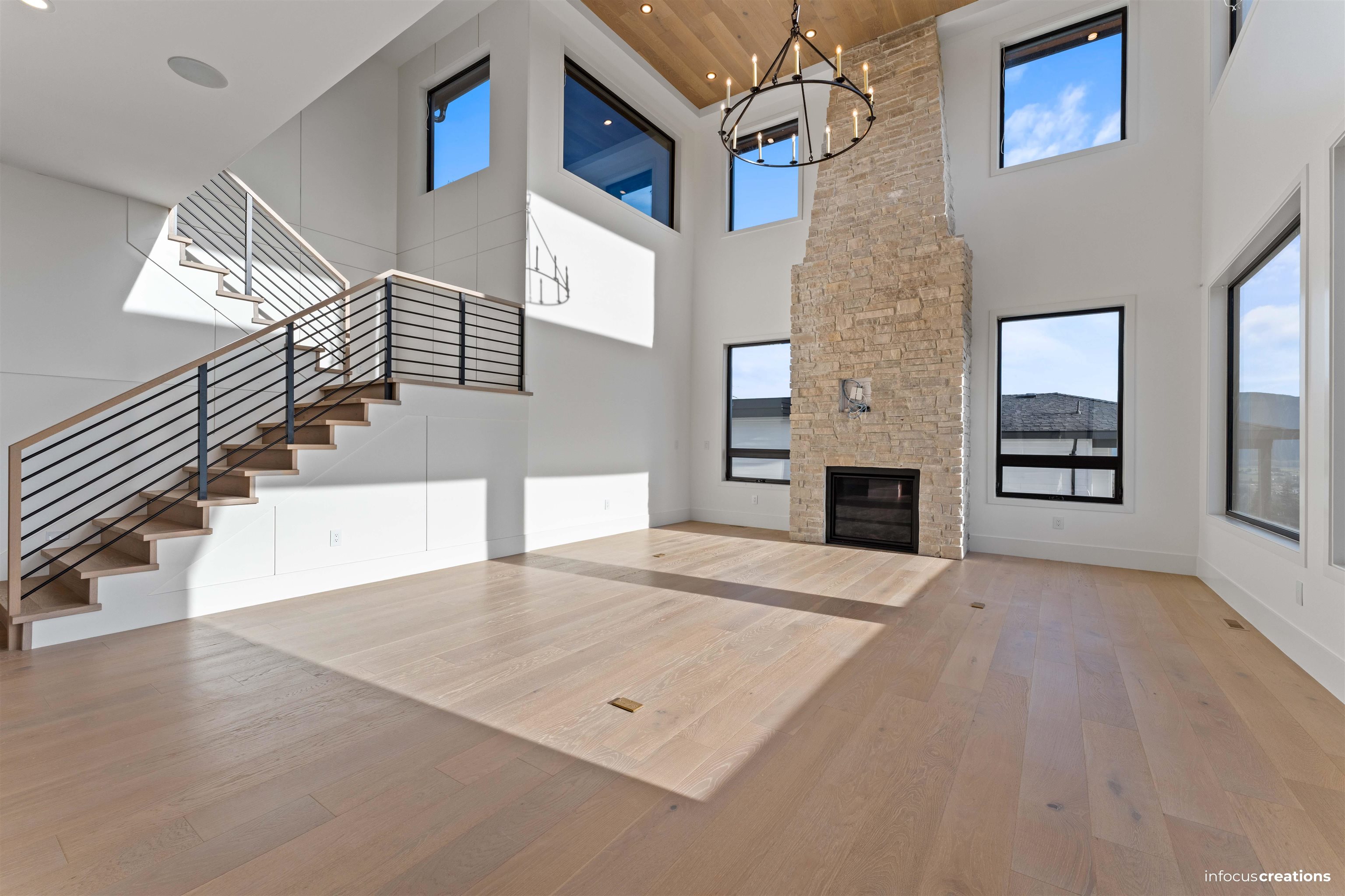 9181 HATZIC RIDGE DRIVE