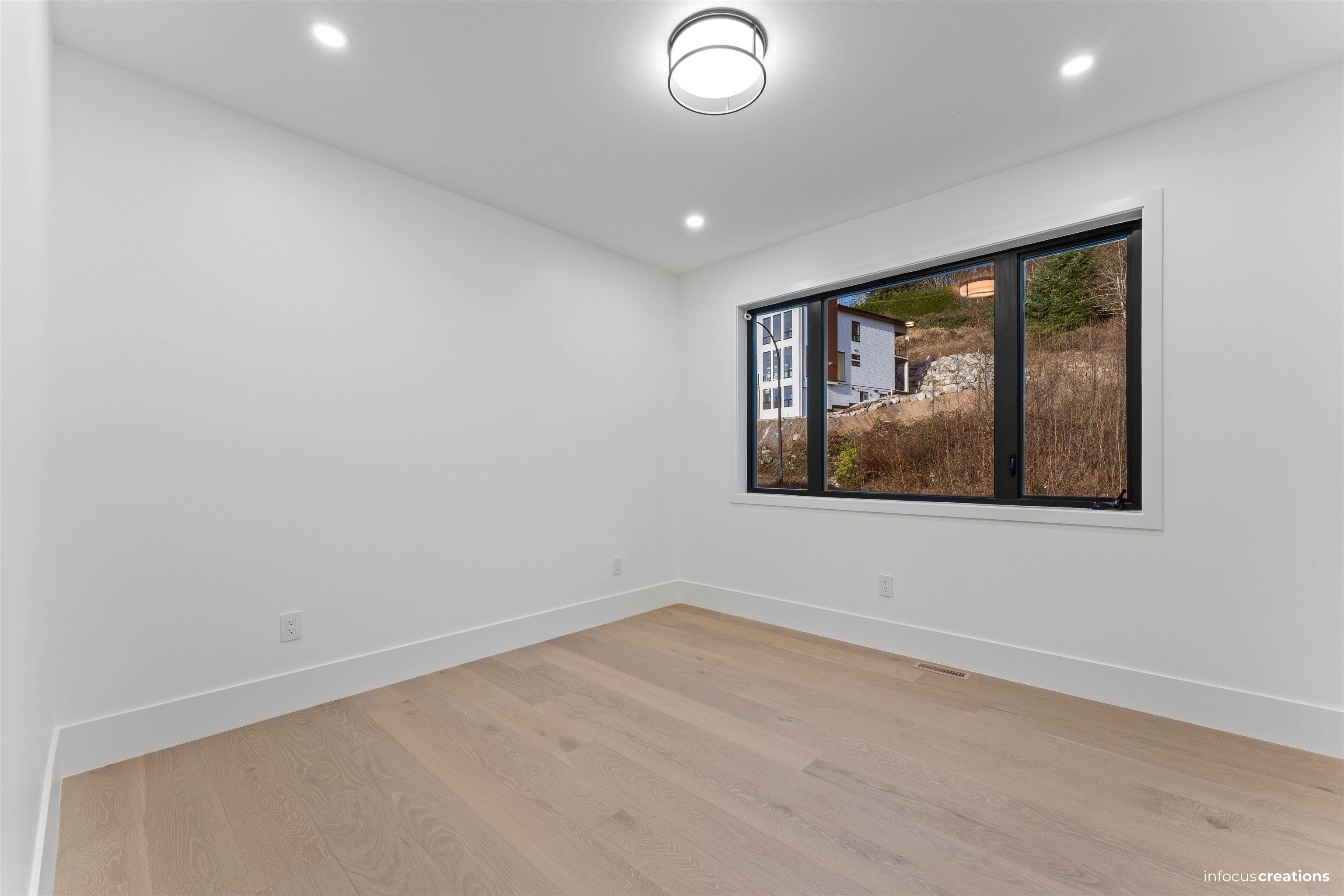 9181 HATZIC RIDGE DRIVE