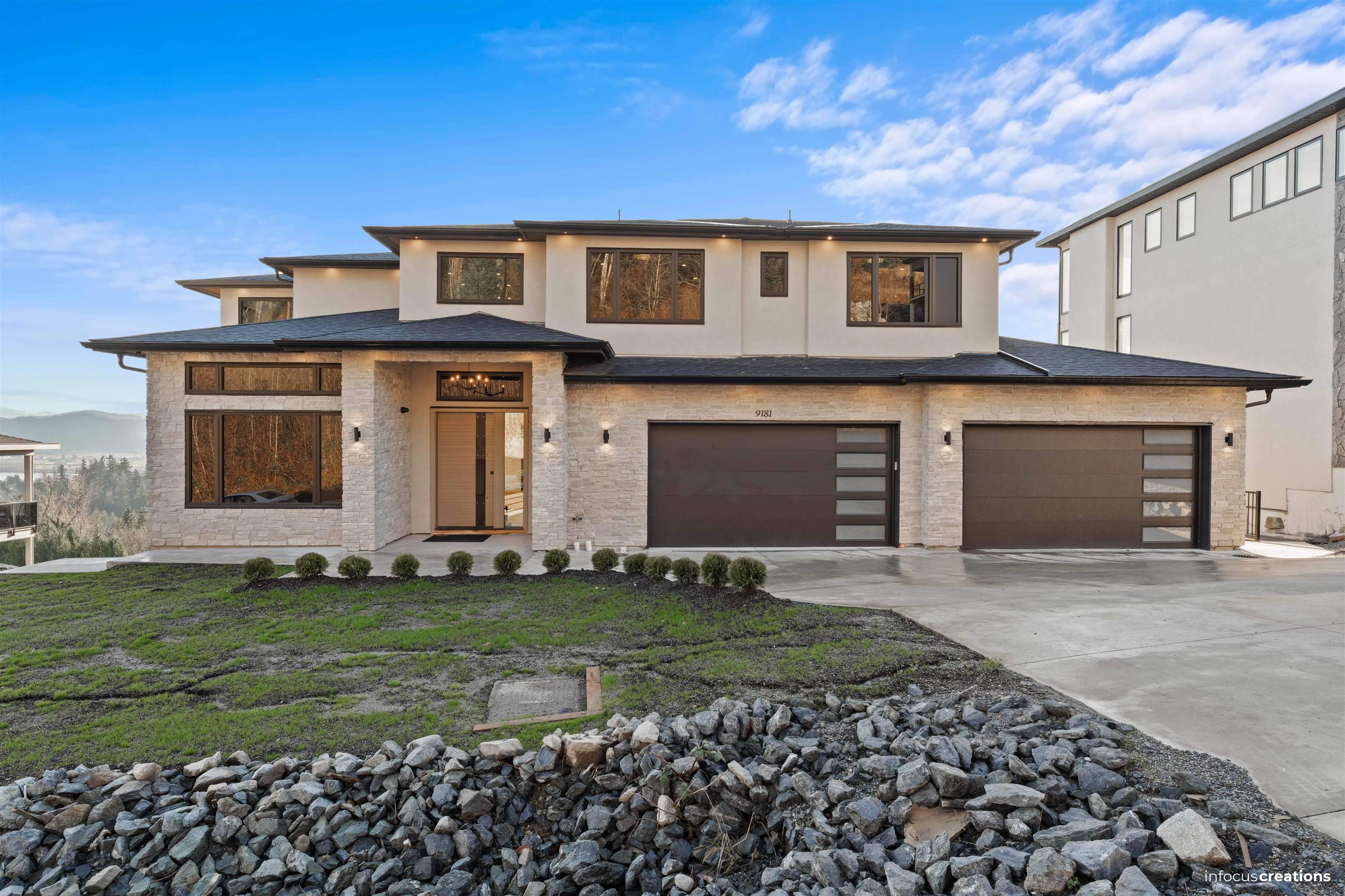 9181 HATZIC RIDGE DRIVE