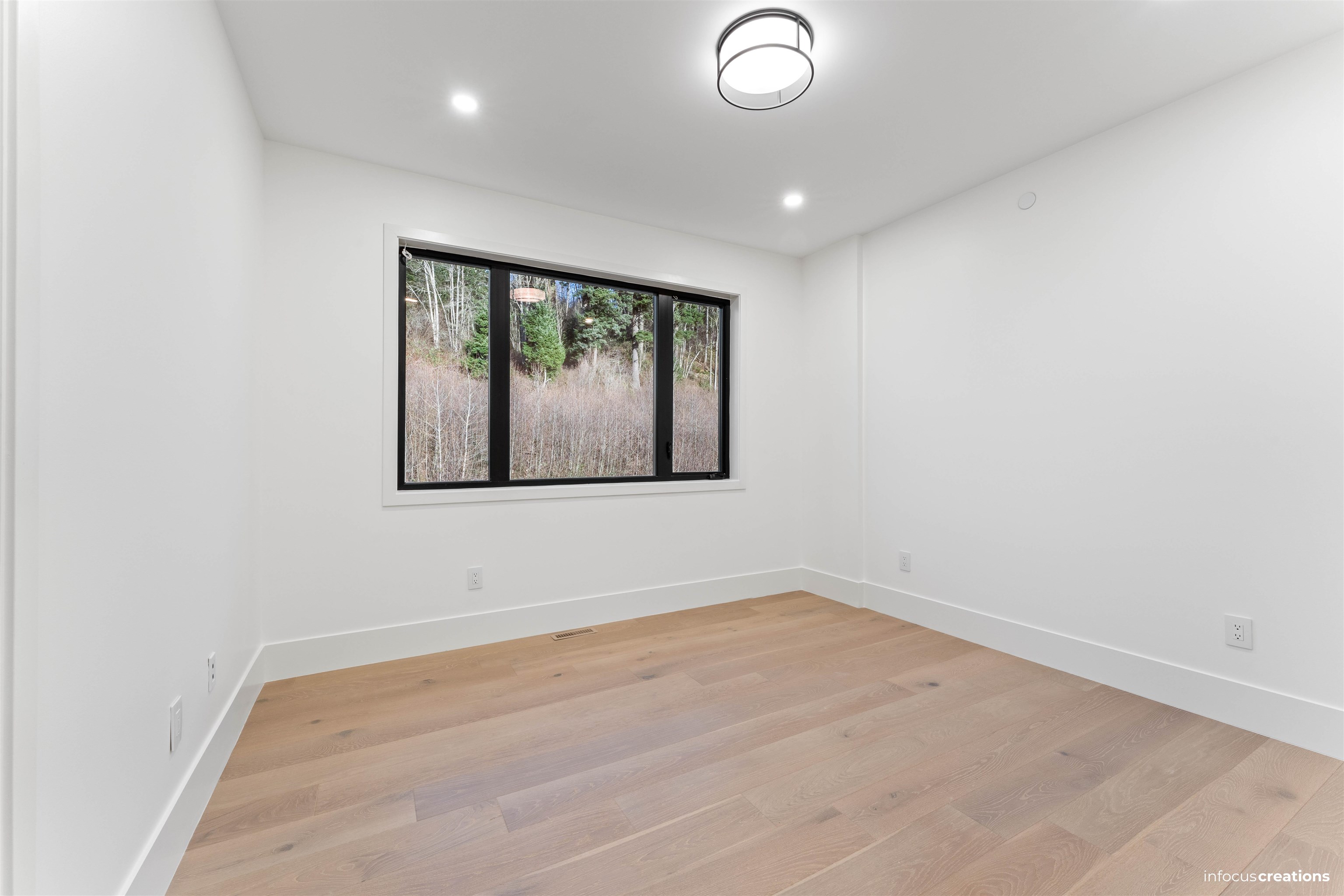 9181 HATZIC RIDGE DRIVE