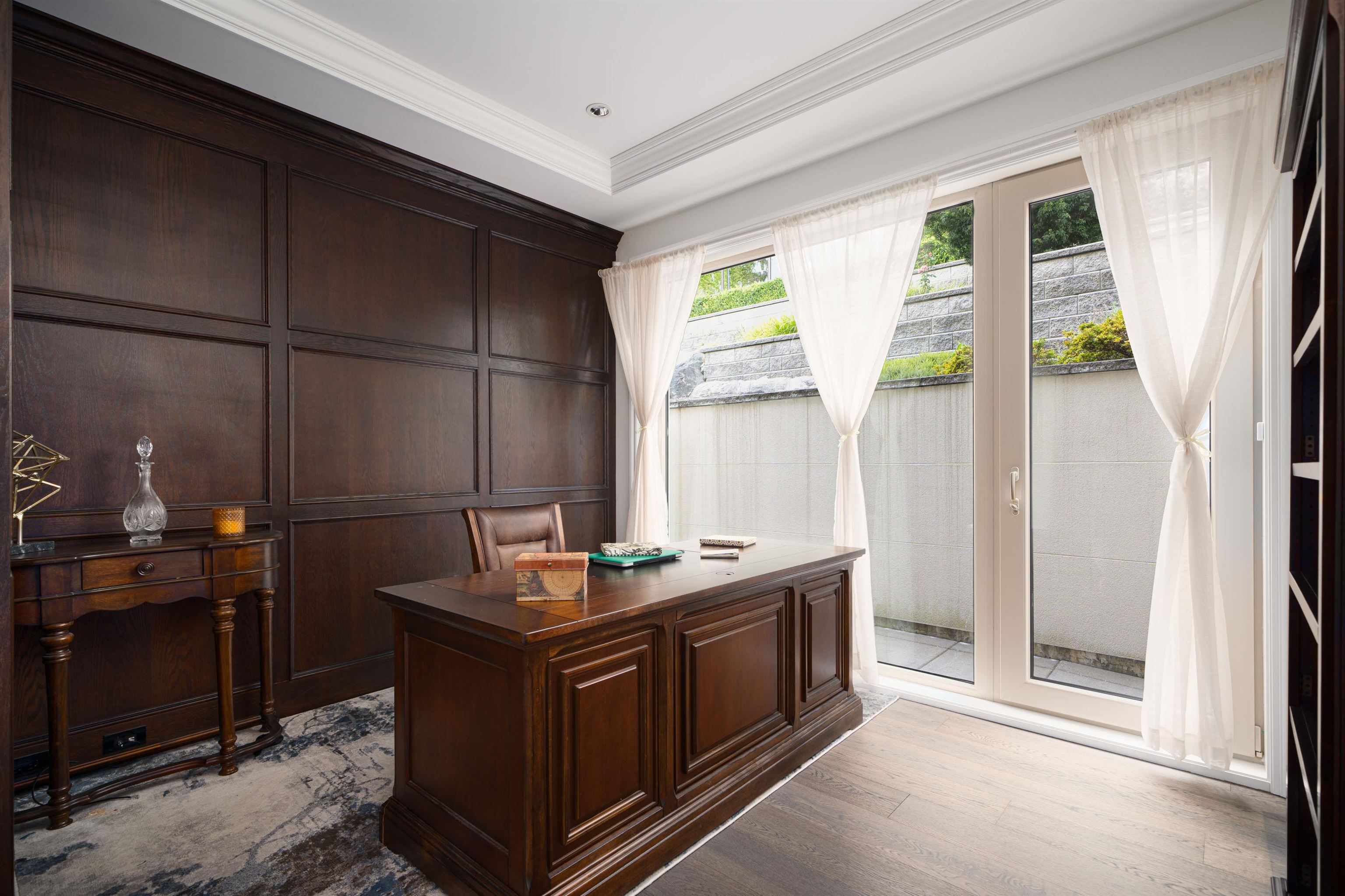 1095 MILLSTREAM ROAD