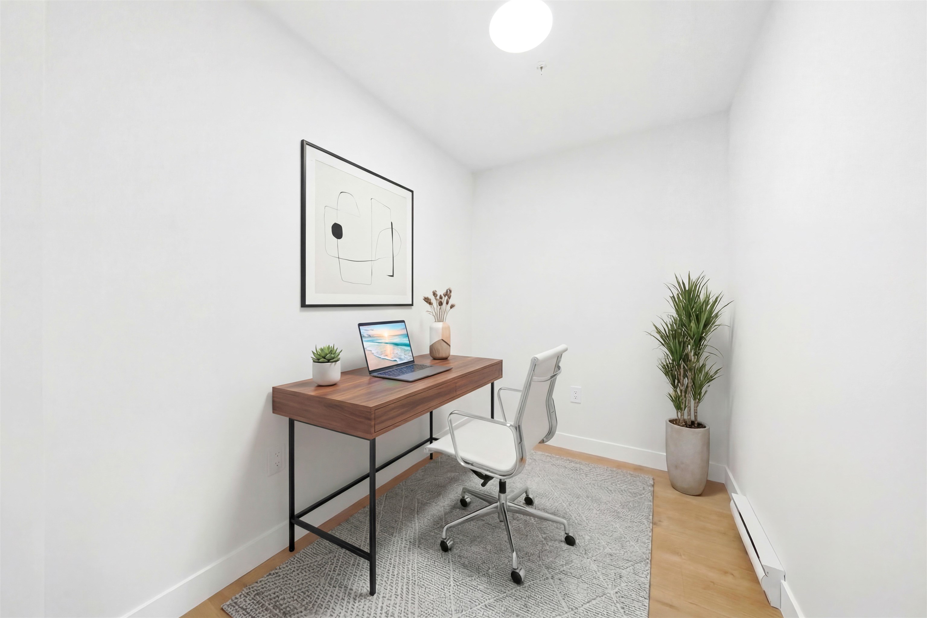 101 15353 17 AVENUE Unit: 101