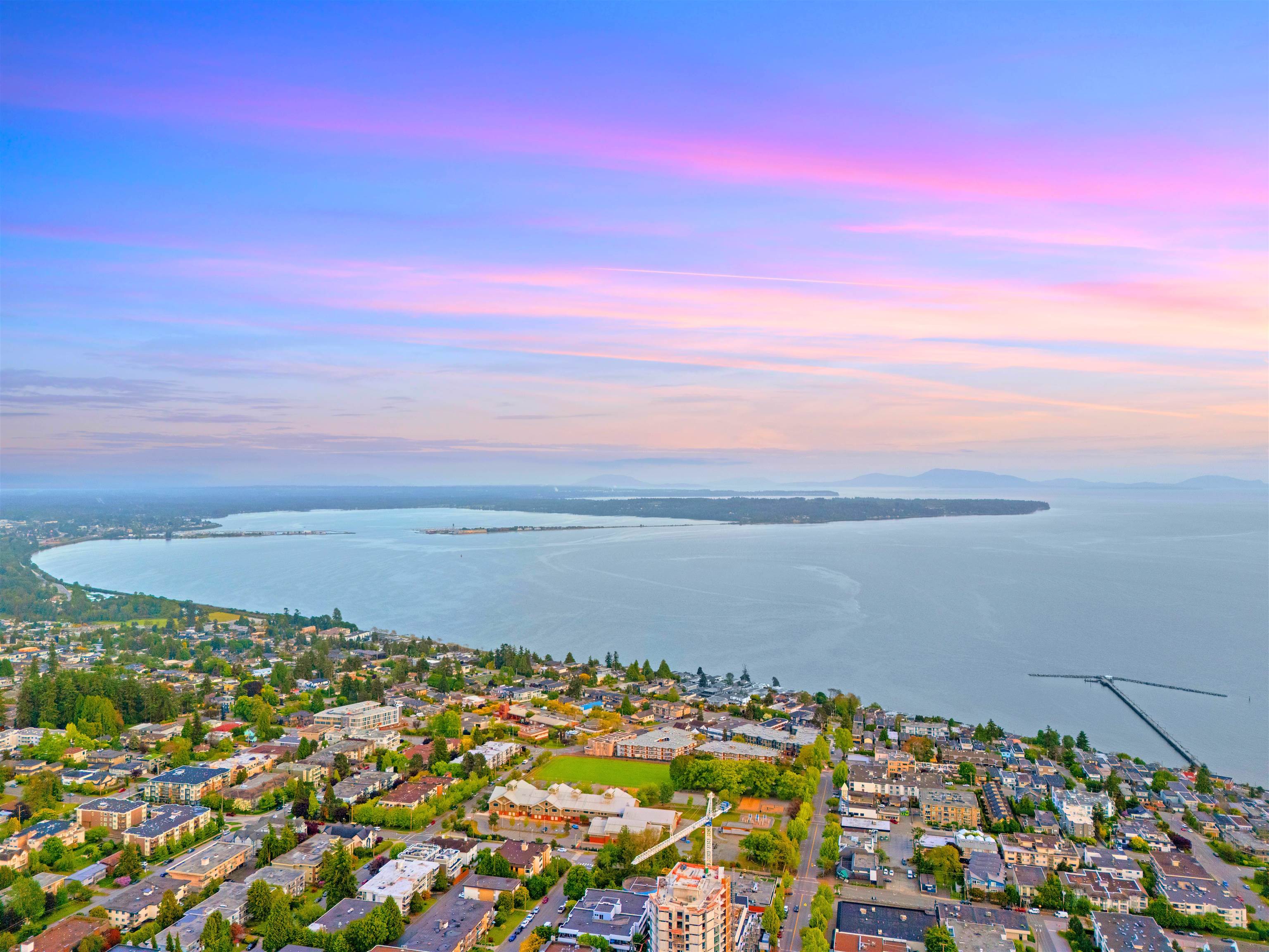 101 15353 17 AVENUE Unit: 101