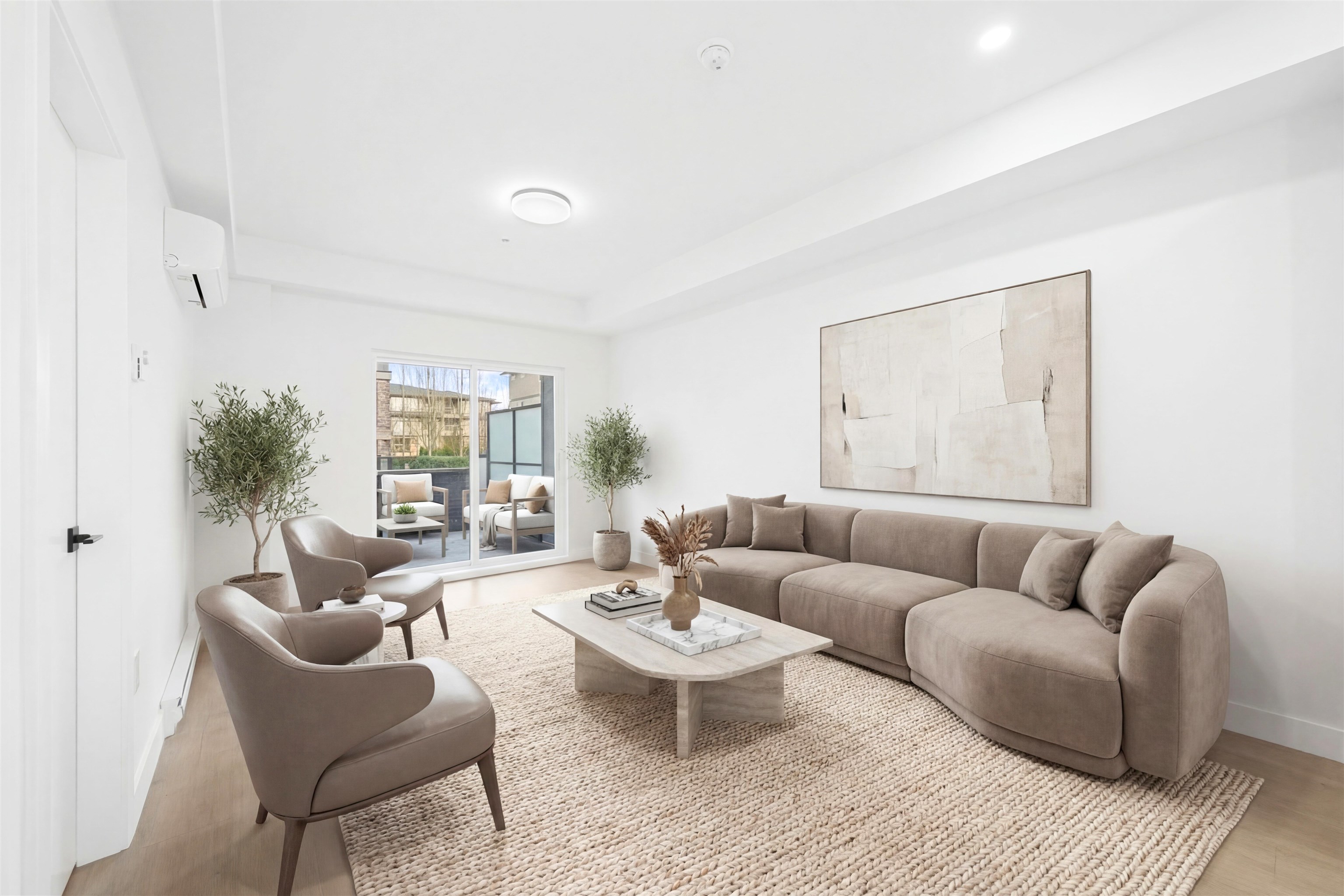 101 15353 17 AVENUE Unit: 101