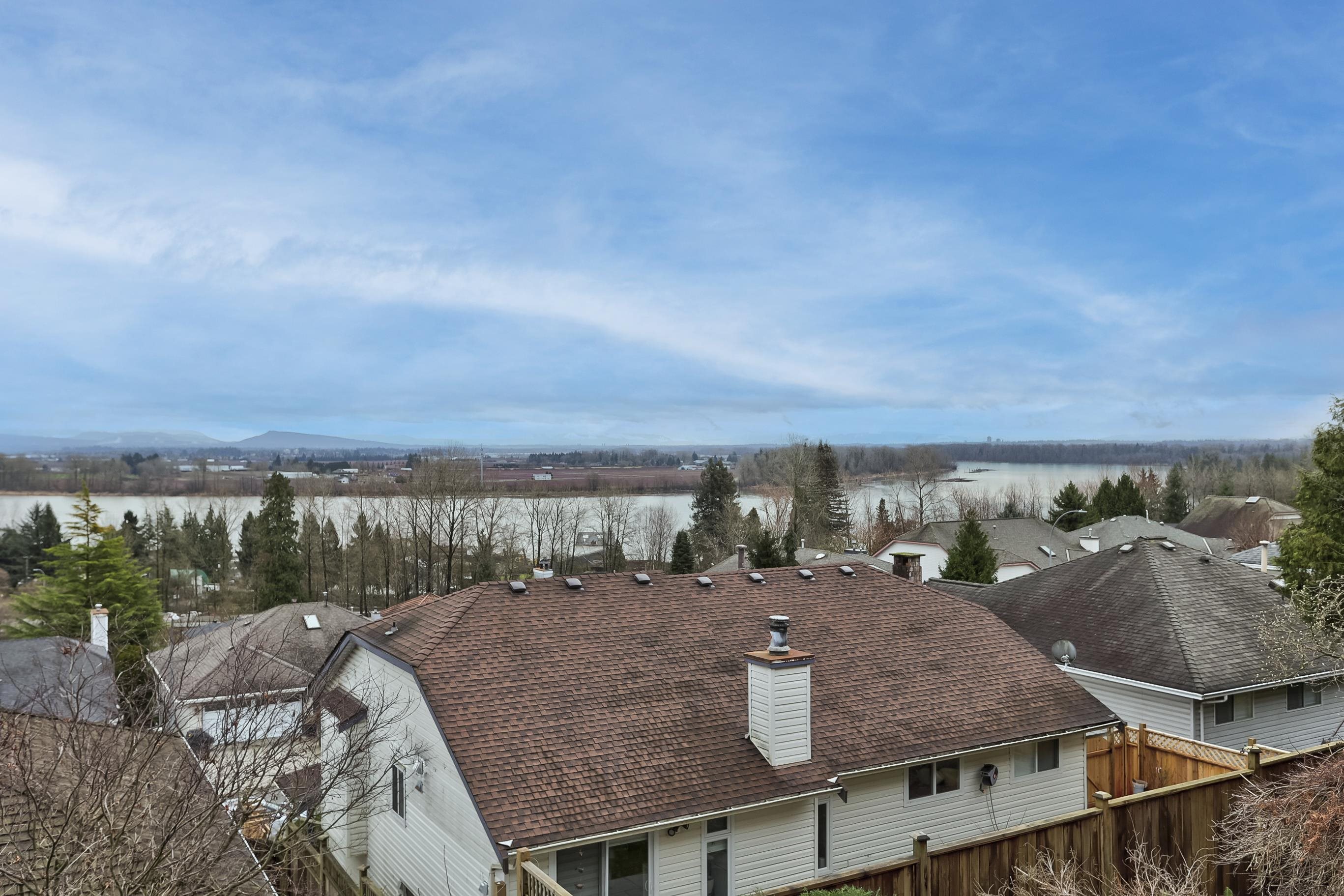 117 1140 CASTLE CRESCENT Unit: 117