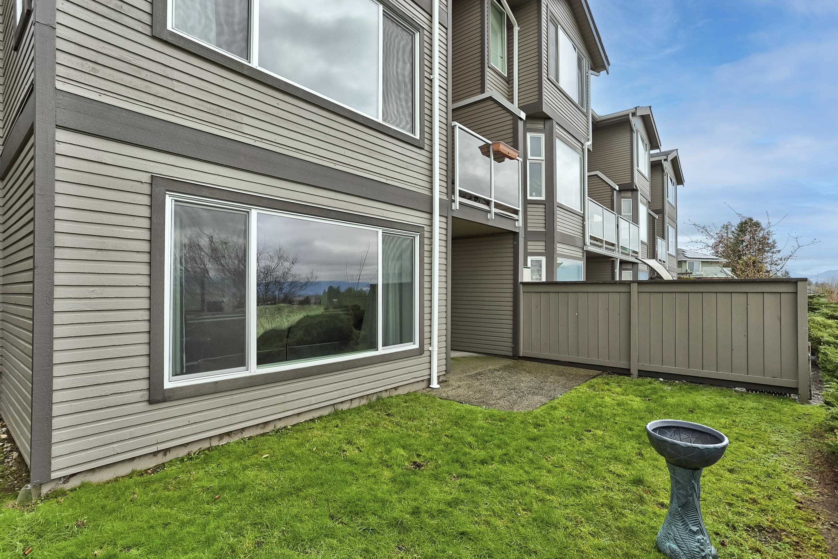 117 1140 CASTLE CRESCENT Unit: 117
