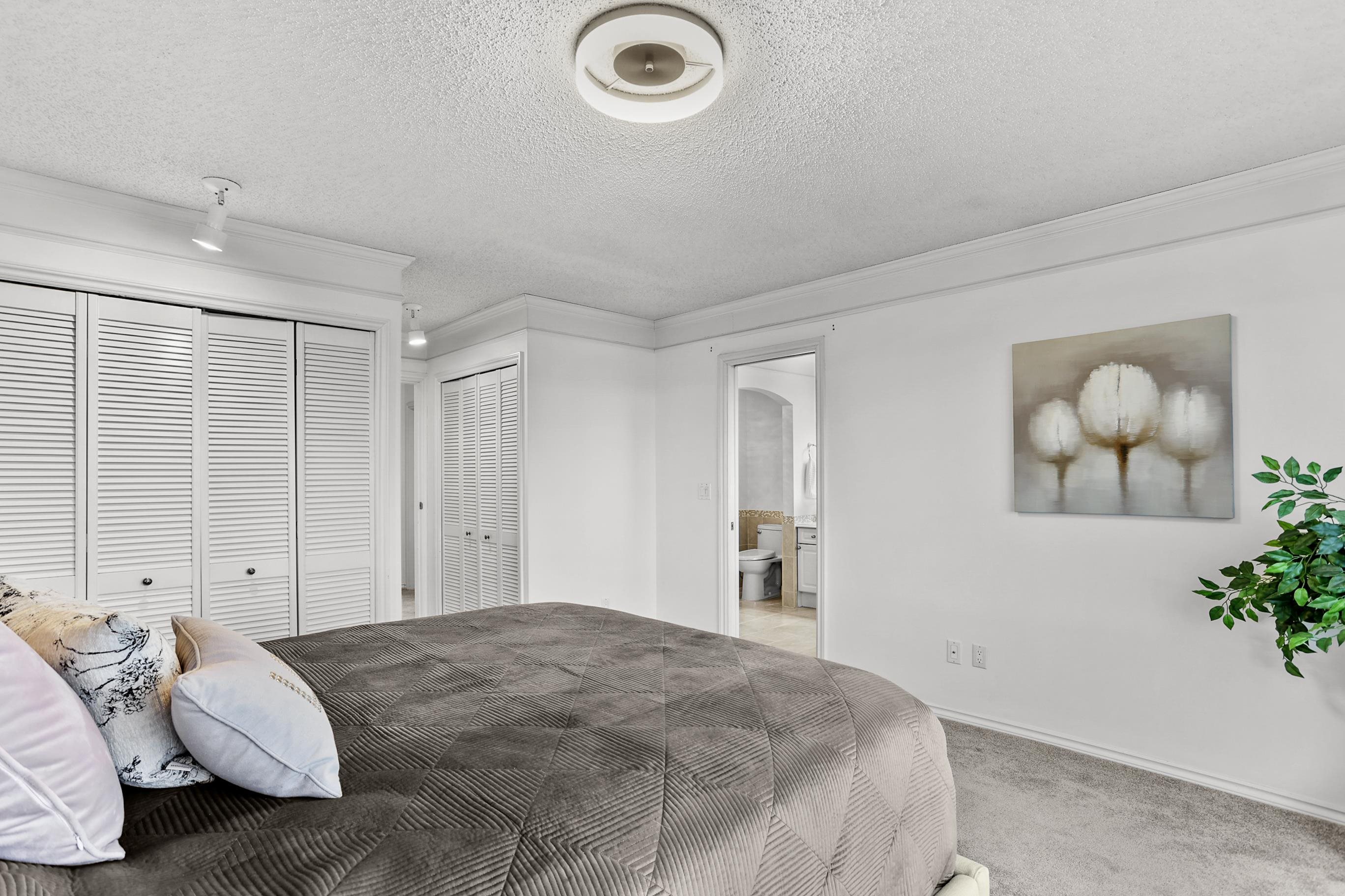 117 1140 CASTLE CRESCENT Unit: 117