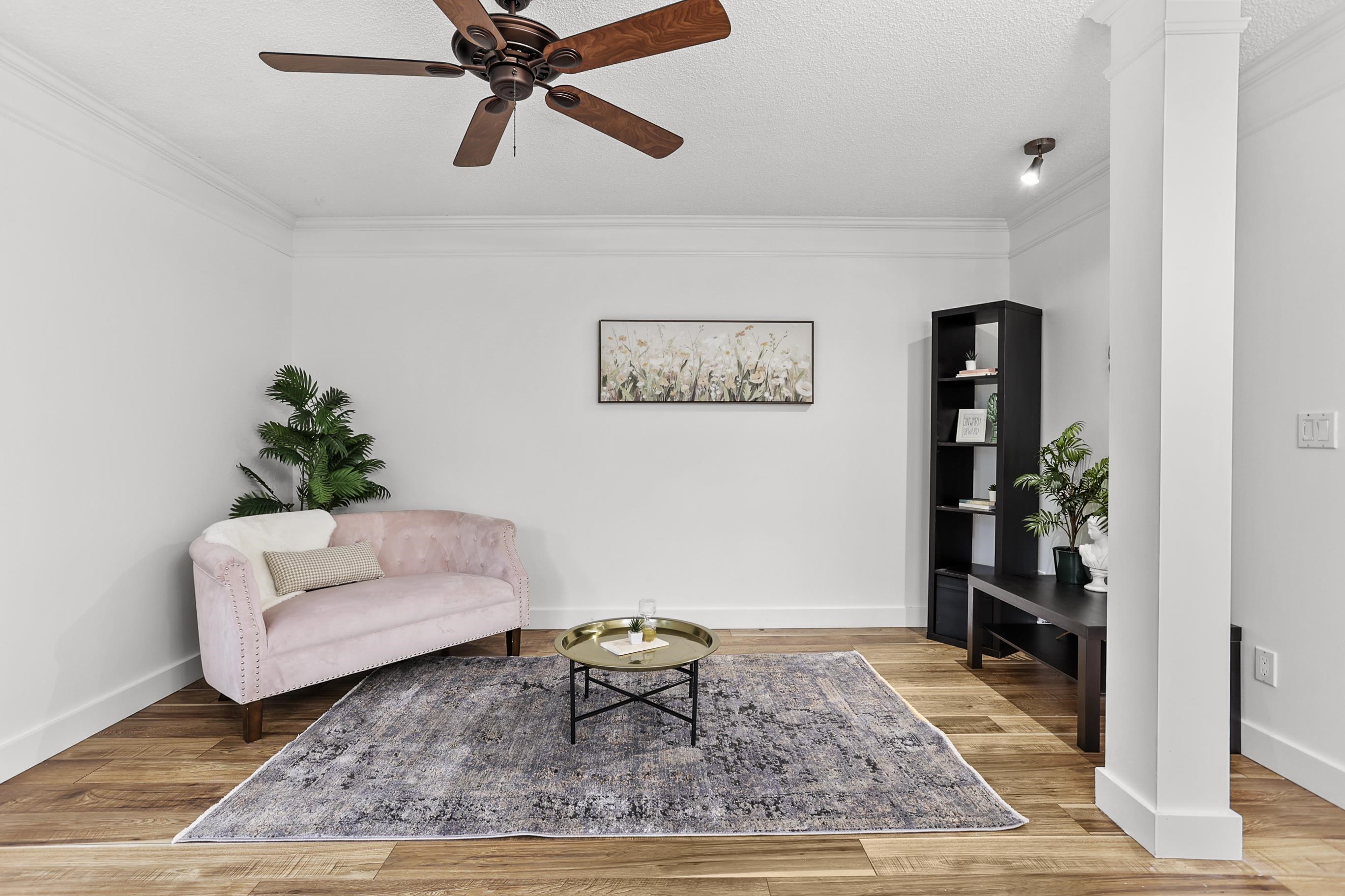 117 1140 CASTLE CRESCENT Unit: 117