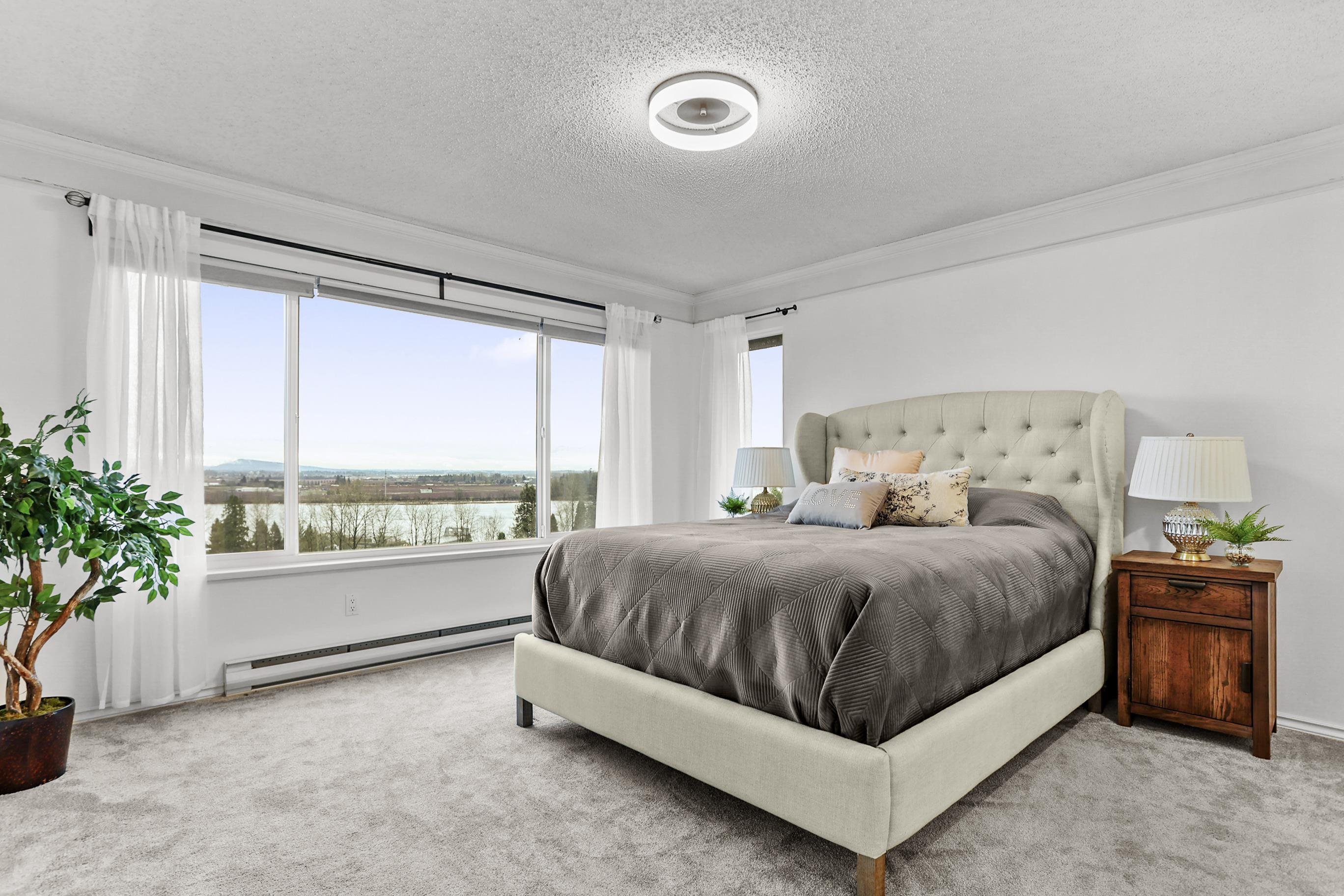 117 1140 CASTLE CRESCENT Unit: 117