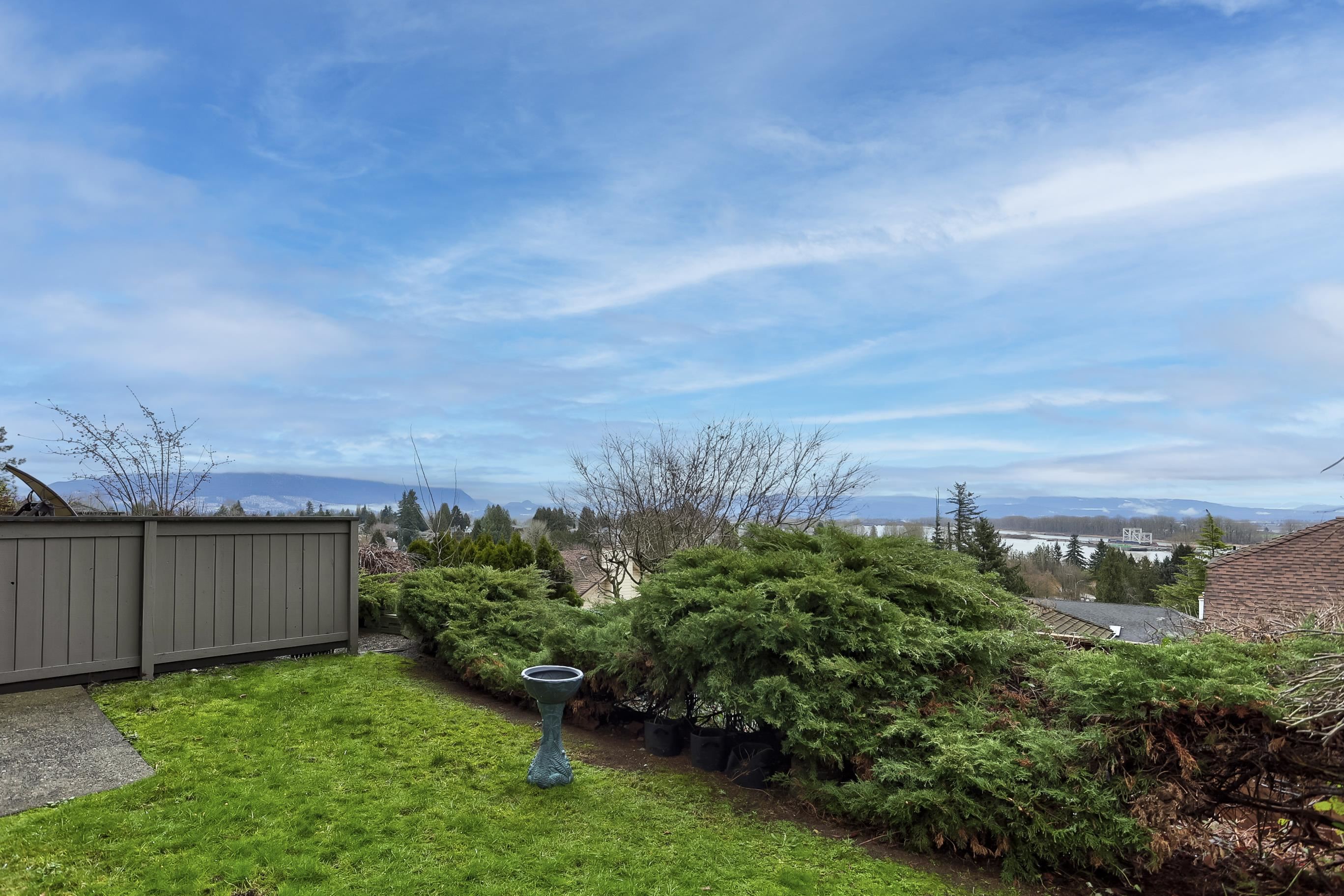 117 1140 CASTLE CRESCENT Unit: 117