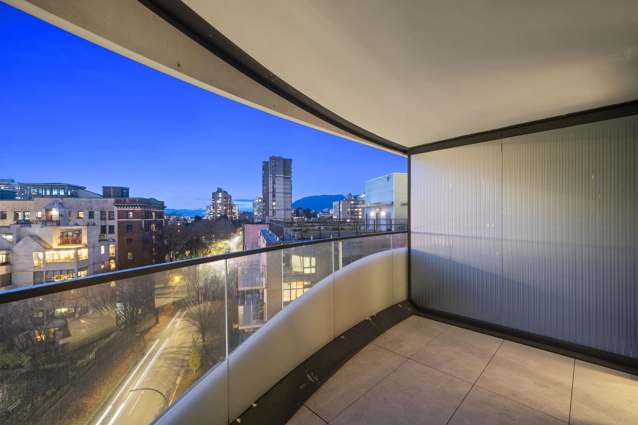 703 1033 NELSON STREET Unit: 703