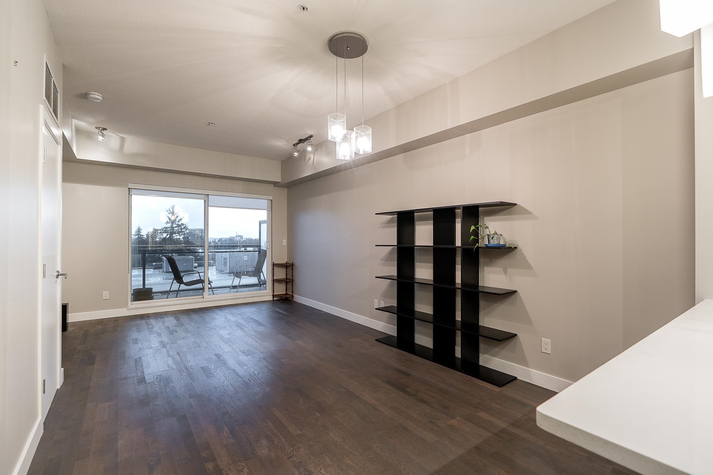 703 10033 RIVER DRIVE Unit: 703