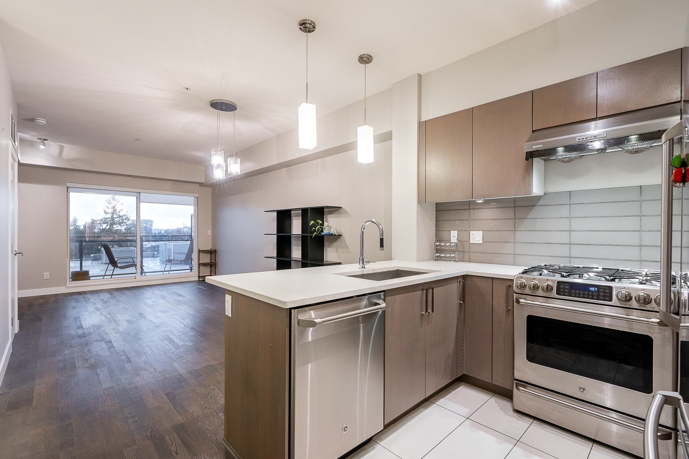 703 10033 RIVER DRIVE Unit: 703