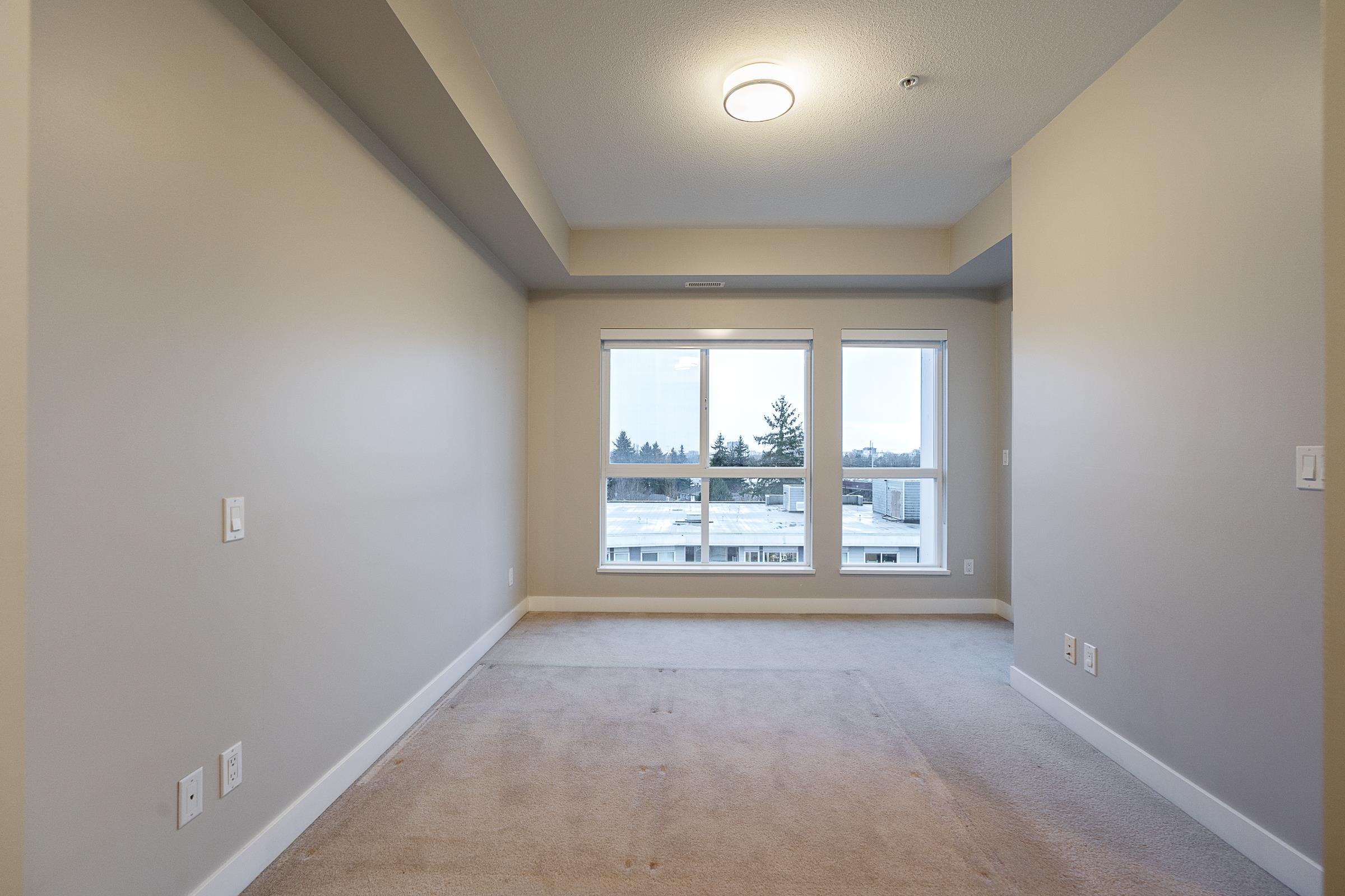 703 10033 RIVER DRIVE Unit: 703