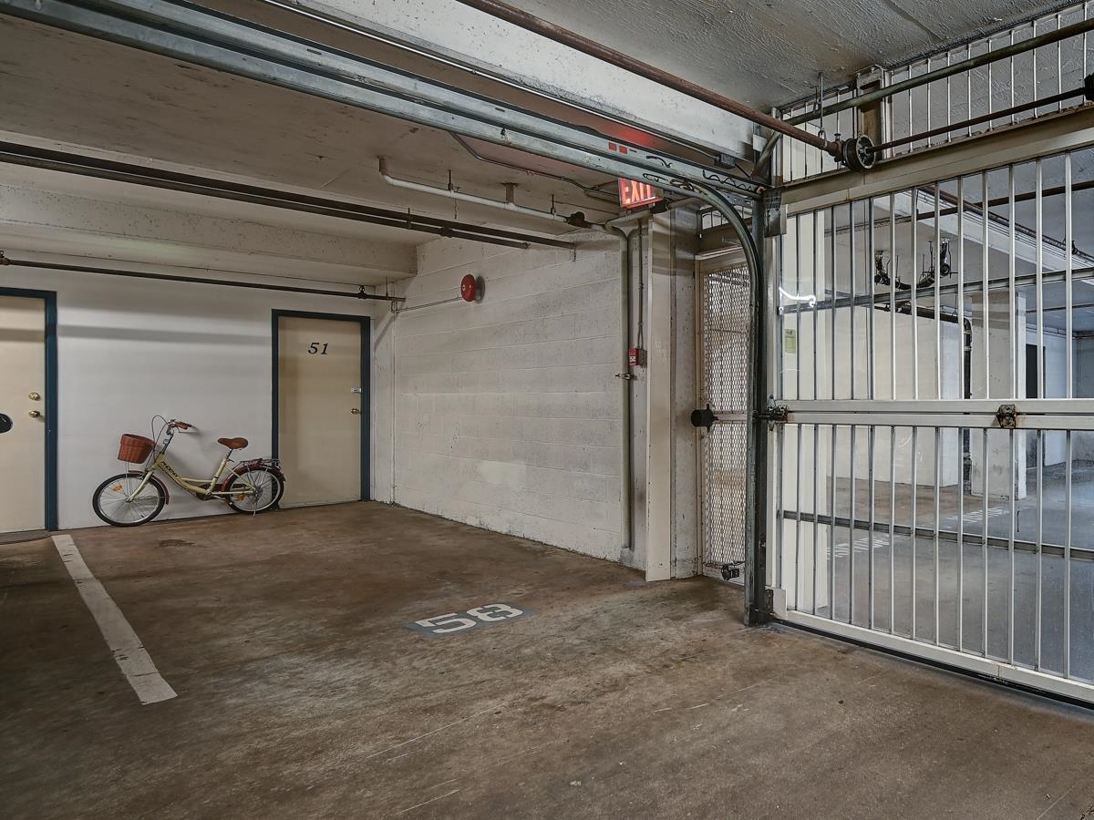 201 7600 MOFFATT ROAD Unit: 201